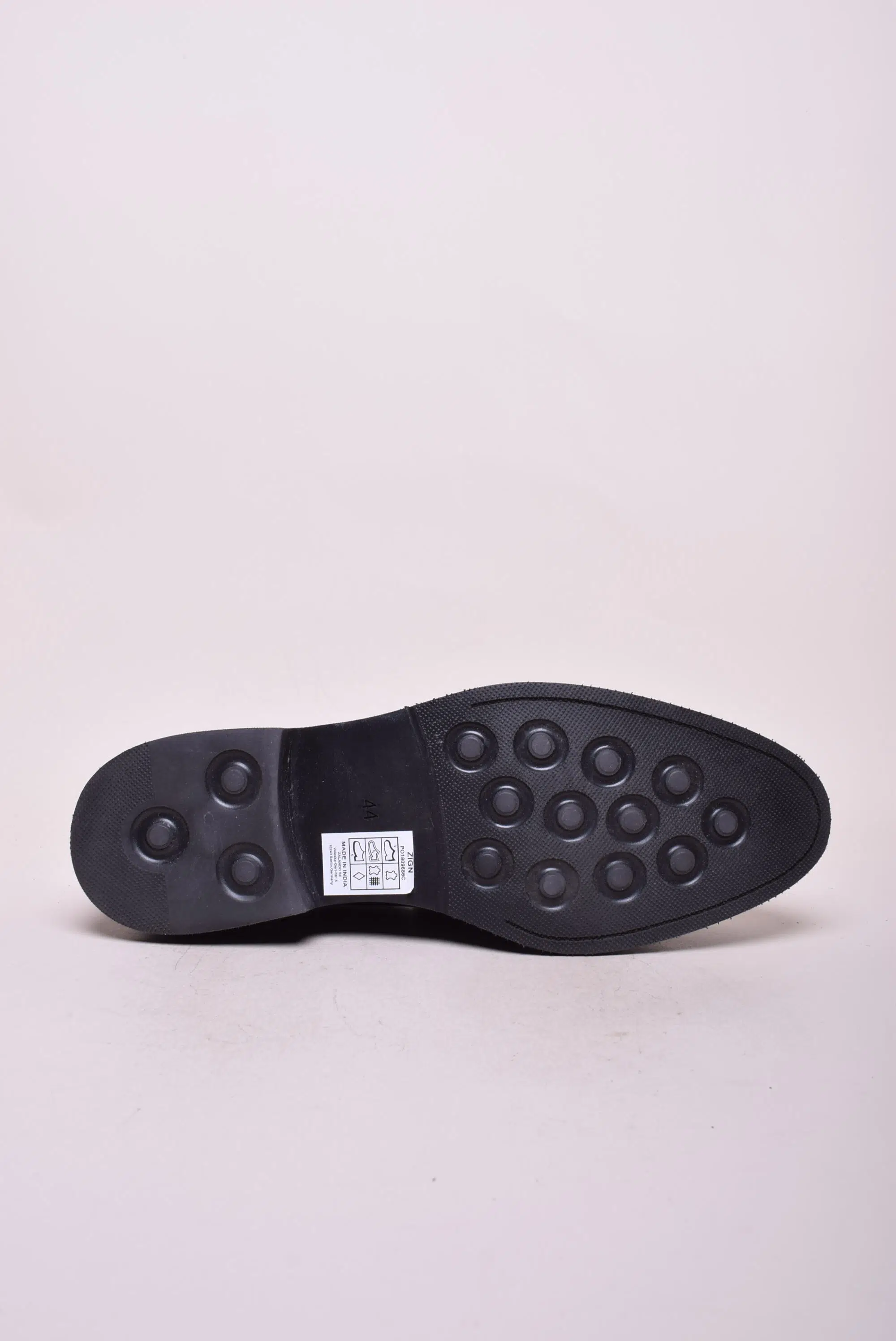 Mocasini barbati  [1]