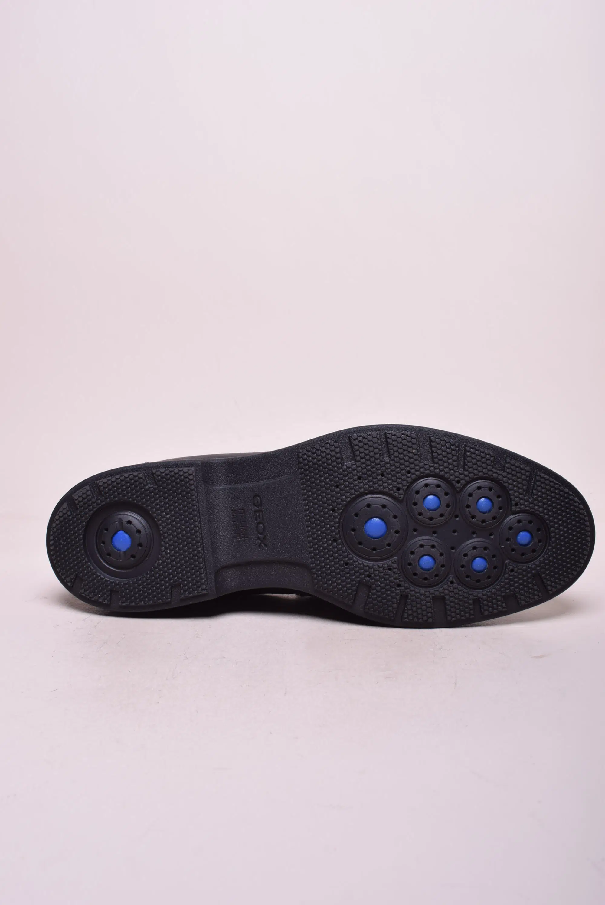 Mocasini barbati  [1]