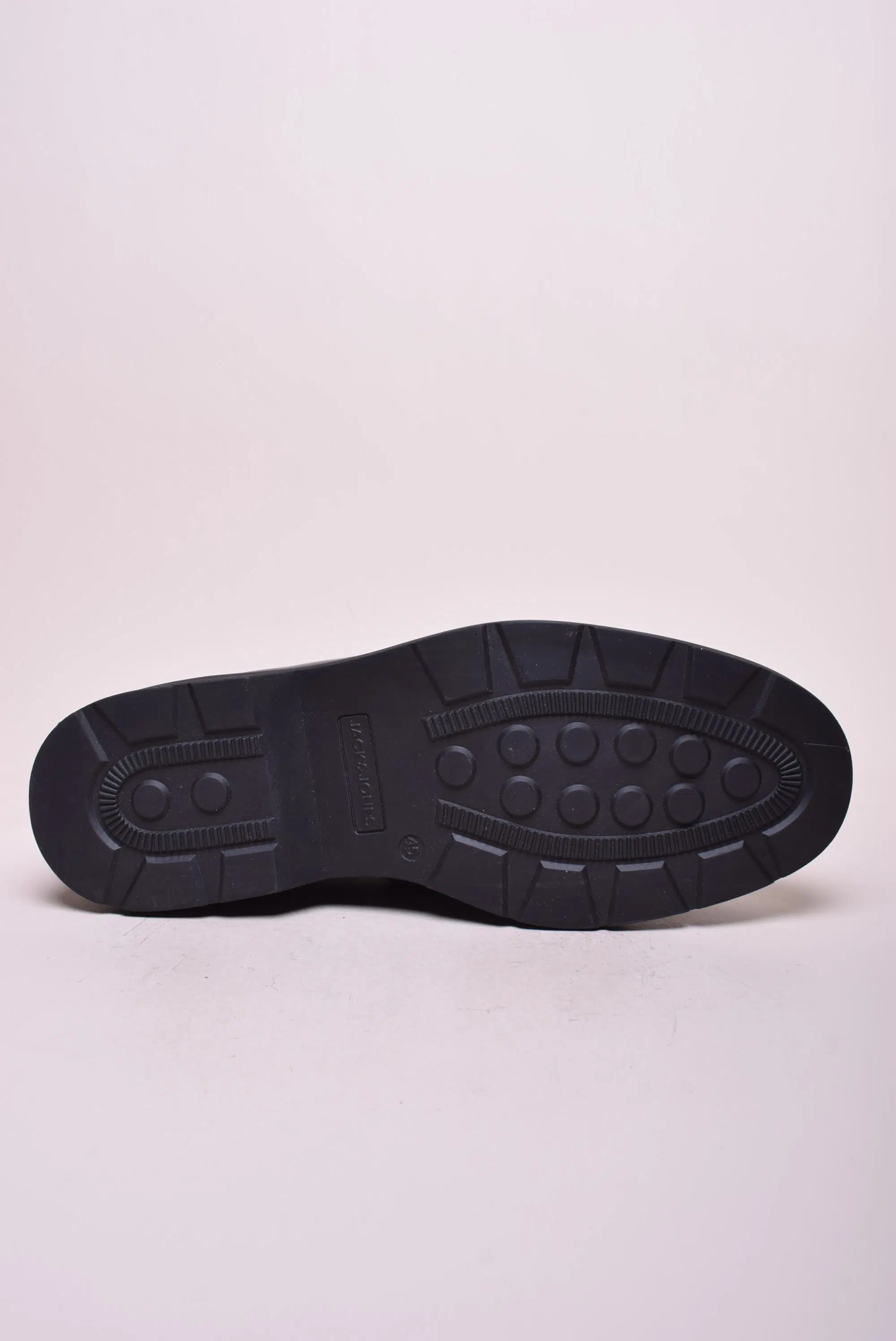 Mocasini barbati  [1]