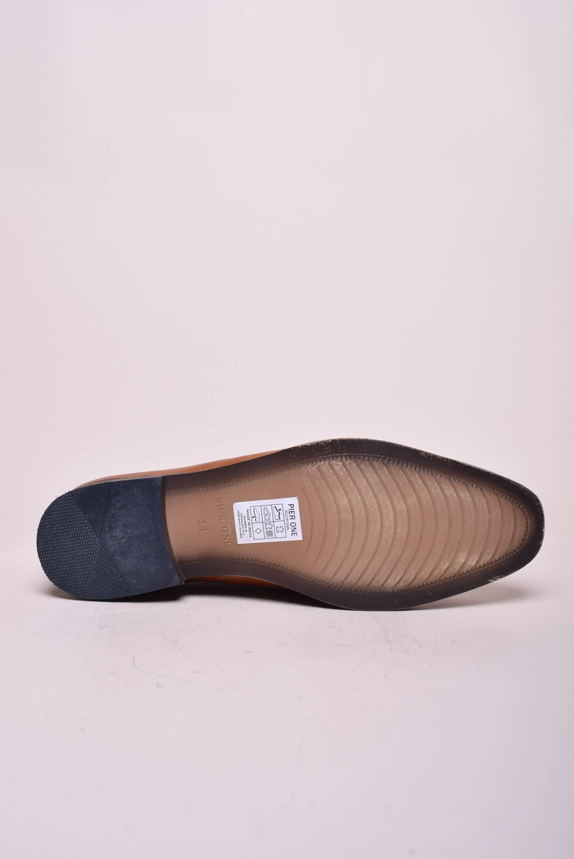 Mocasini barbati  [1]