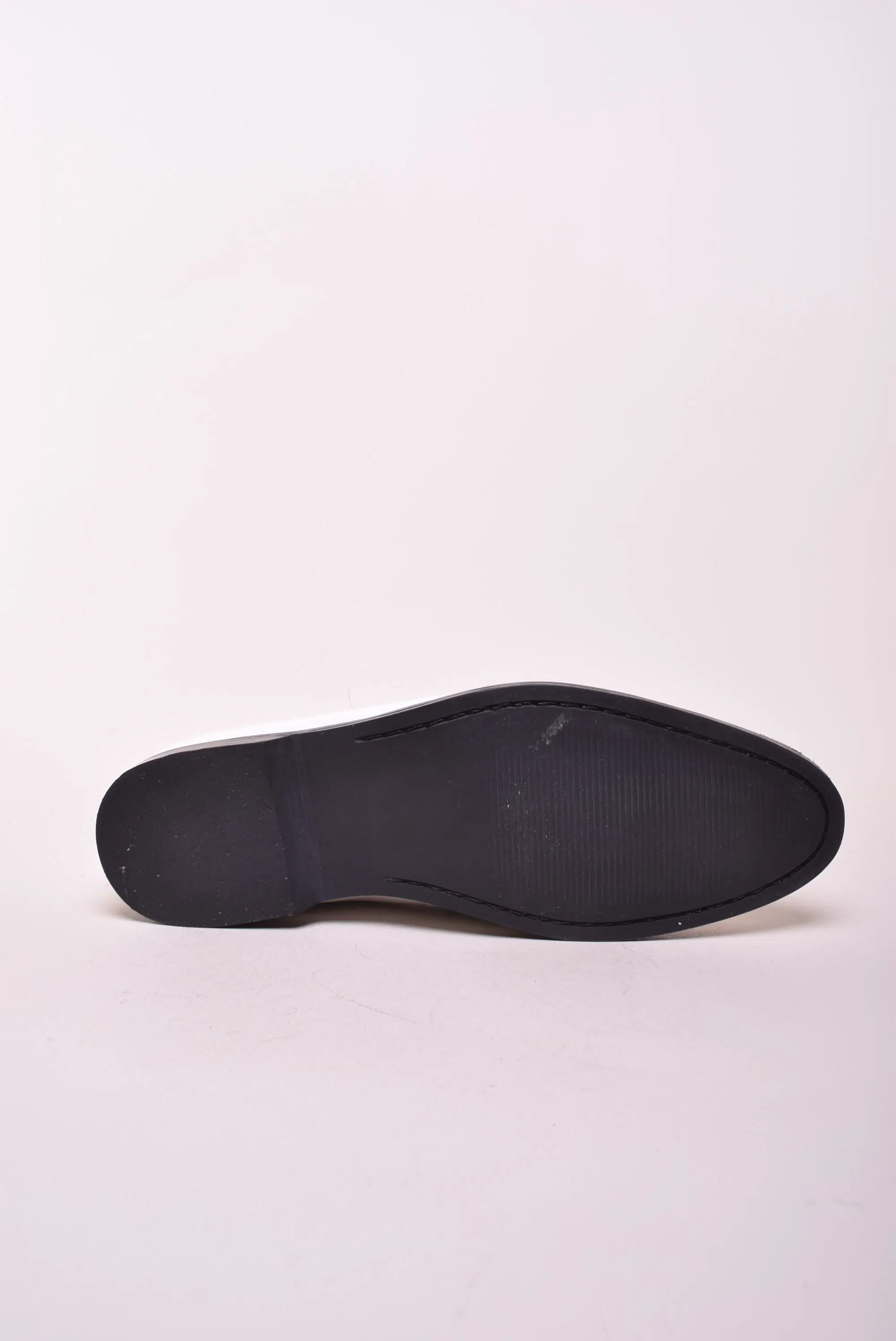 Mocasini barbati [1]