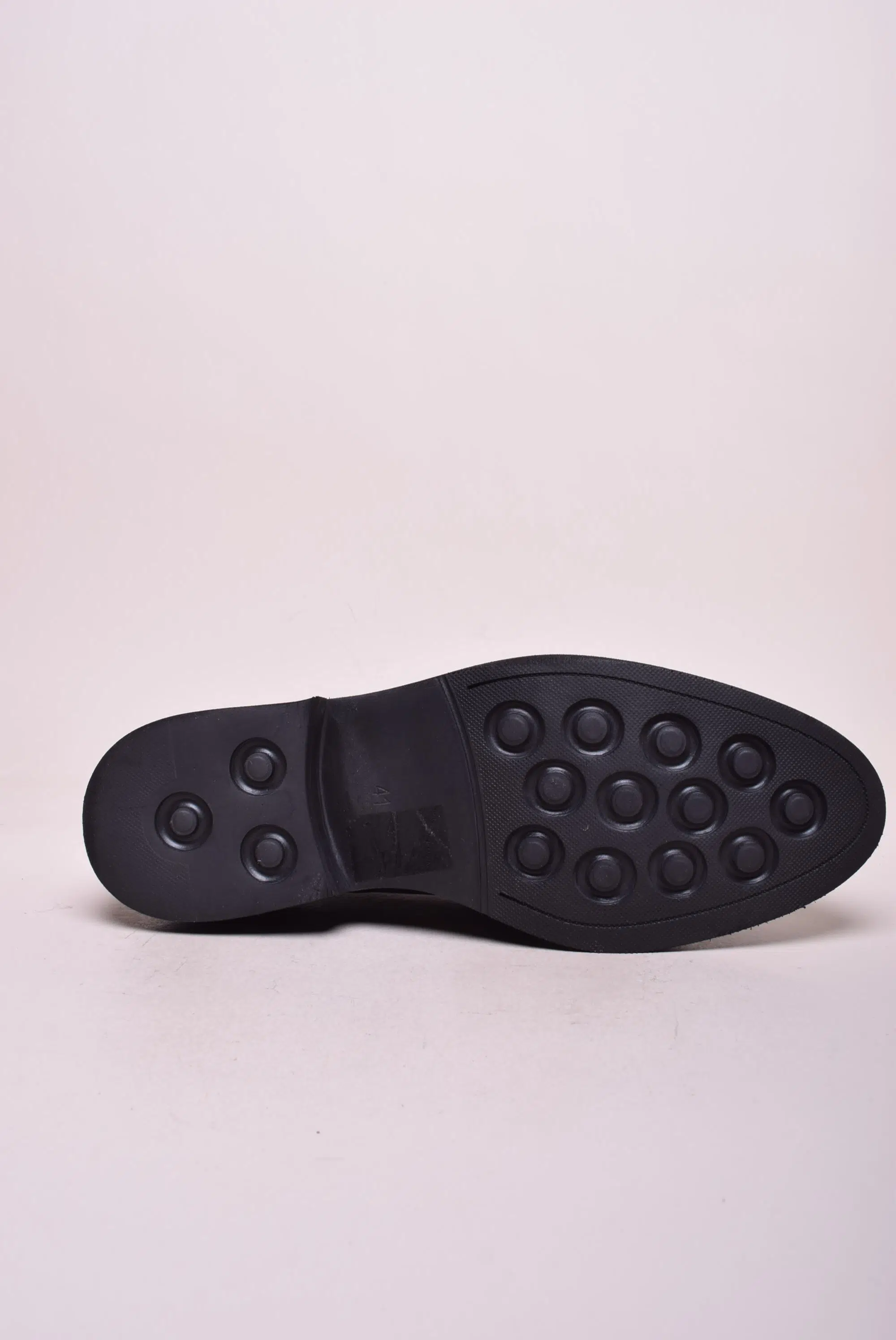 Mocasini barbati  [1]