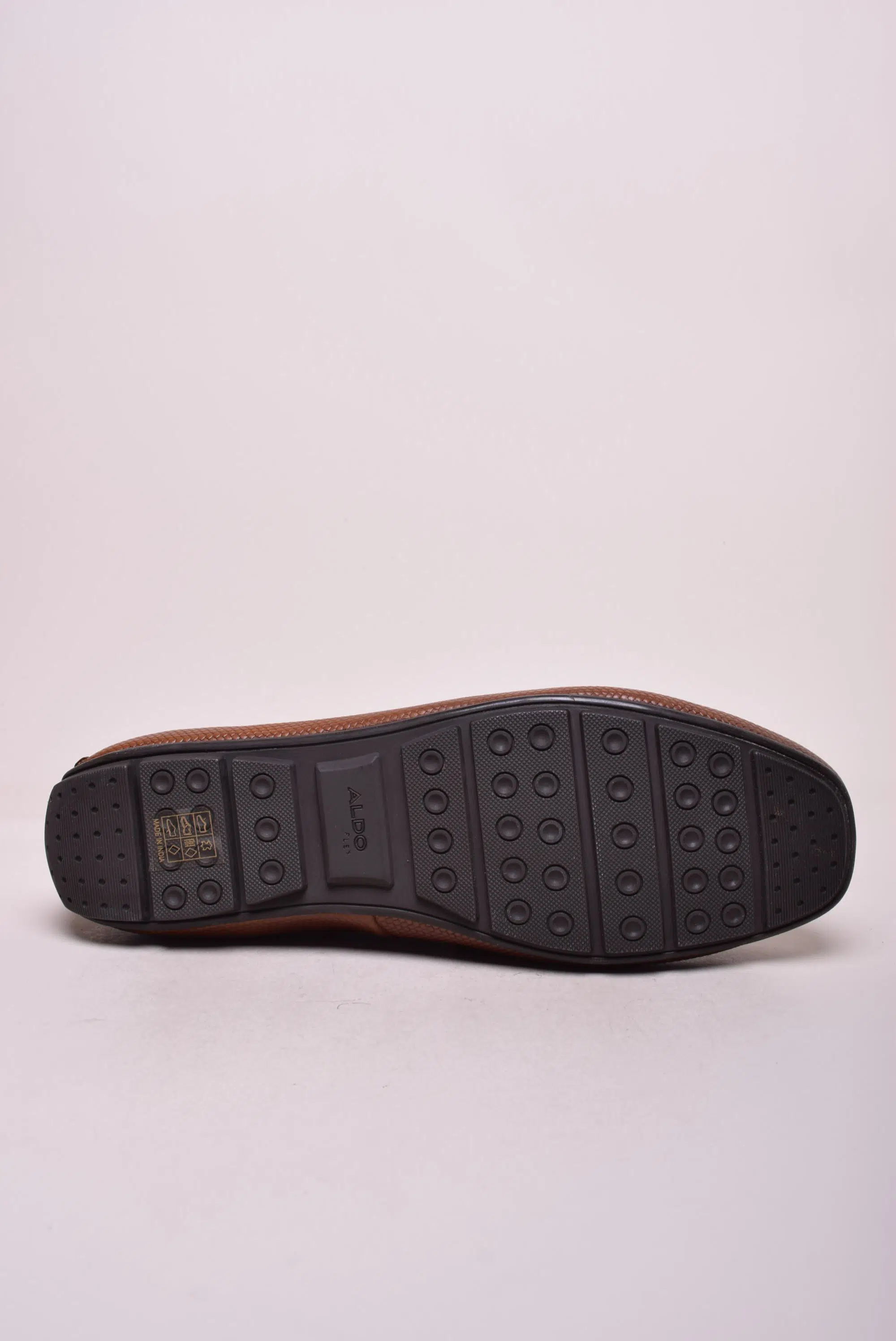 Mocasini barbati Discourse-In-240 [1]