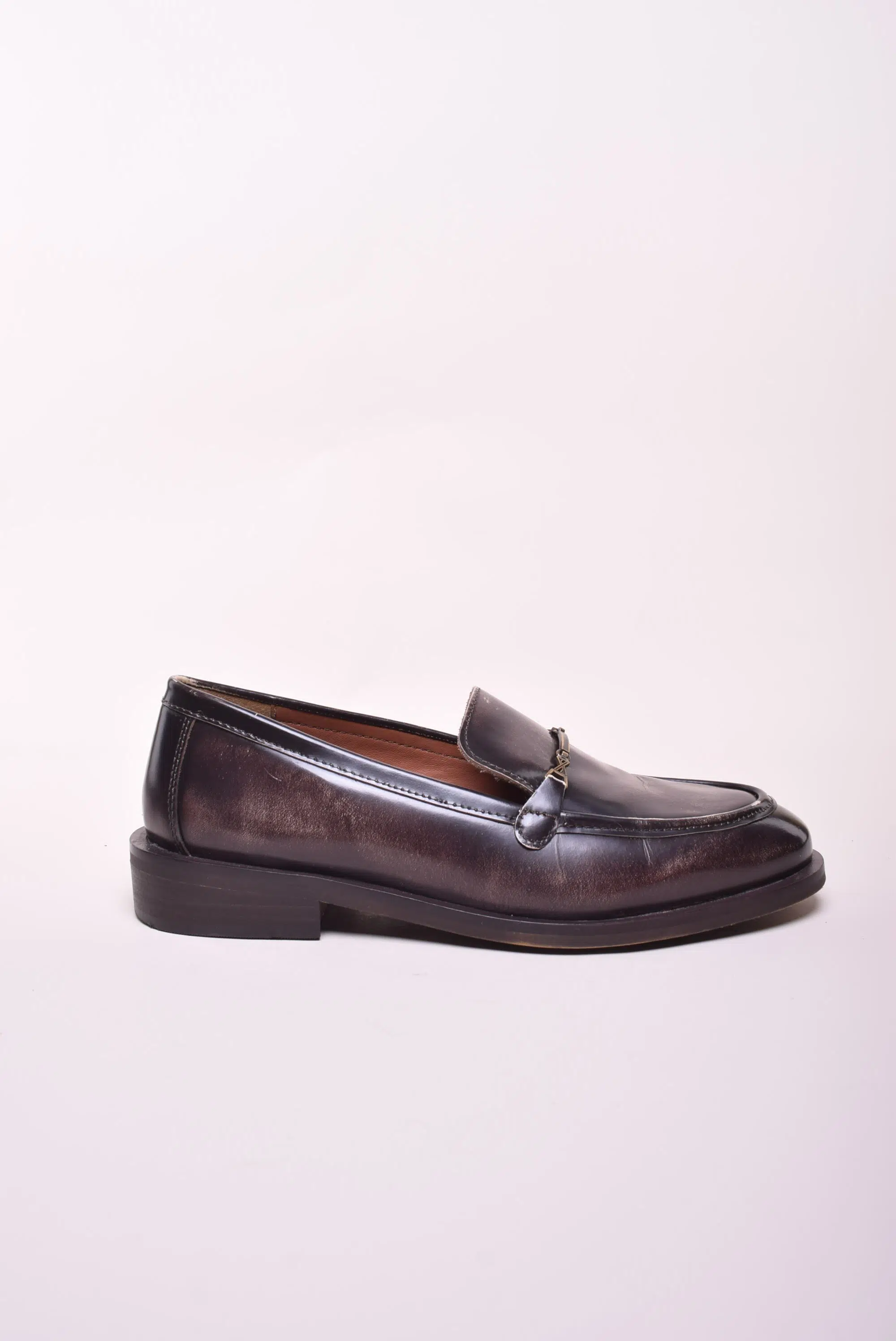 Mocasini dama cu aspect vintage [0]