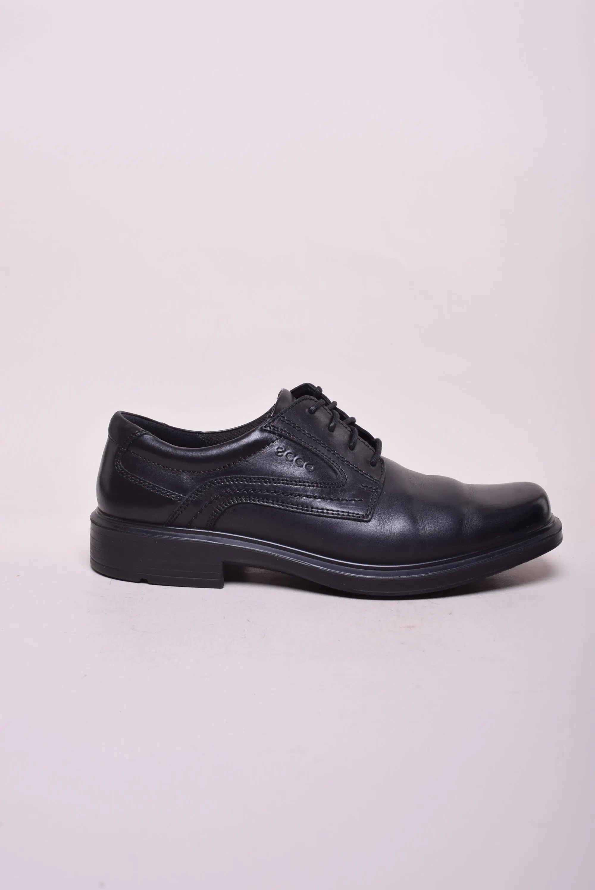 Pantofi barbati antisoc