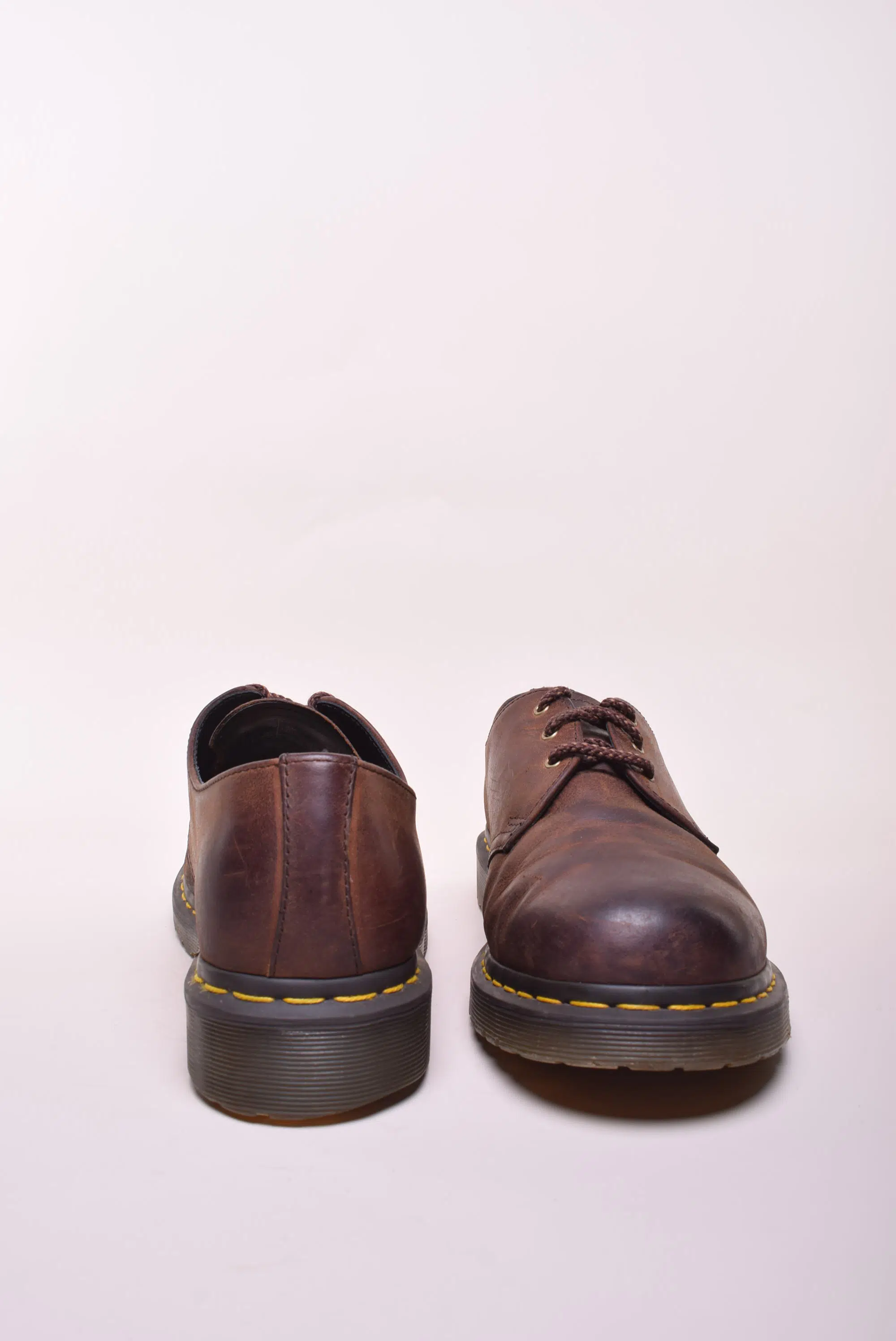 Pantofi barbati cu aspect vintage [3]