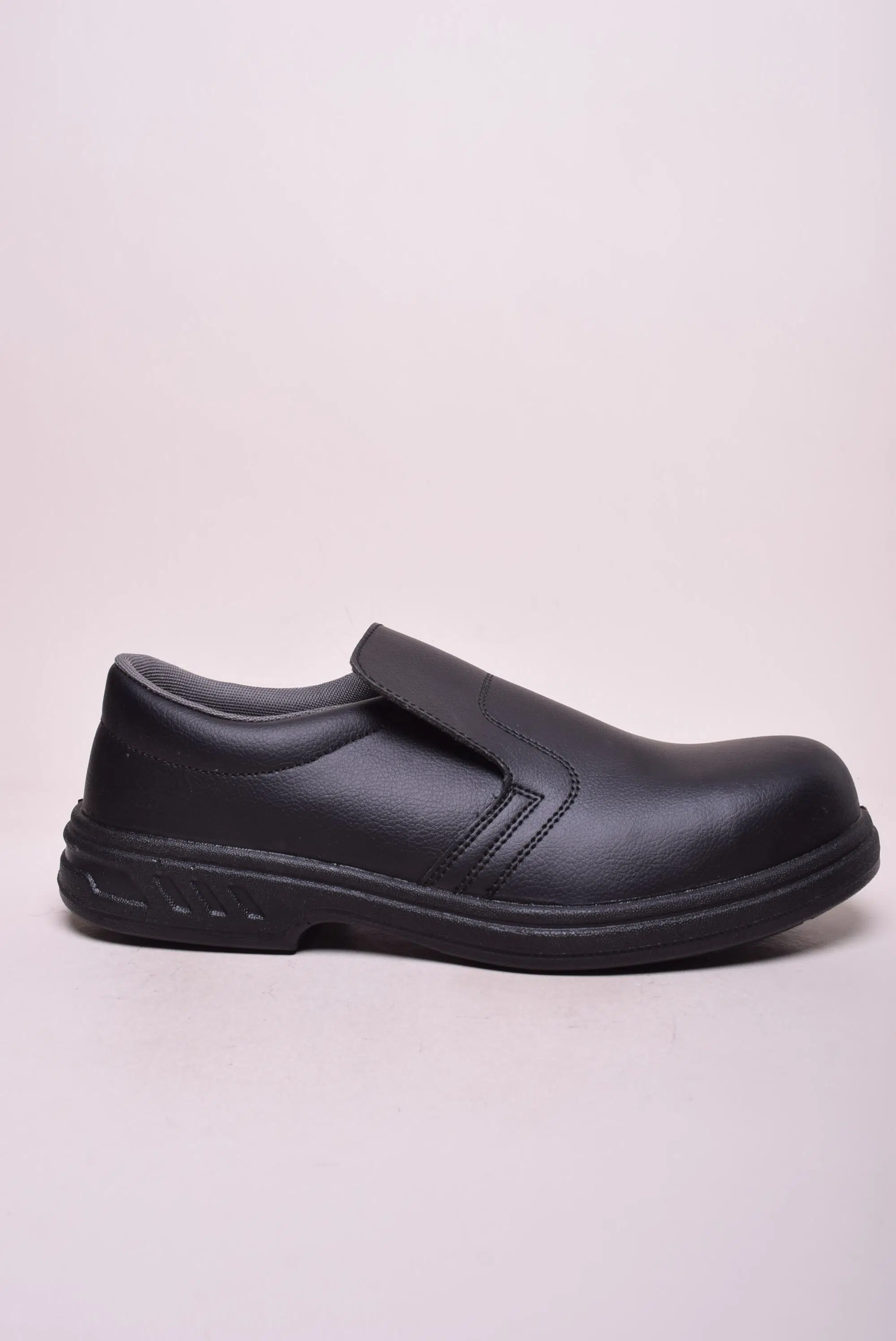 Pantofi barbati de lucru, cu bombeu metalic