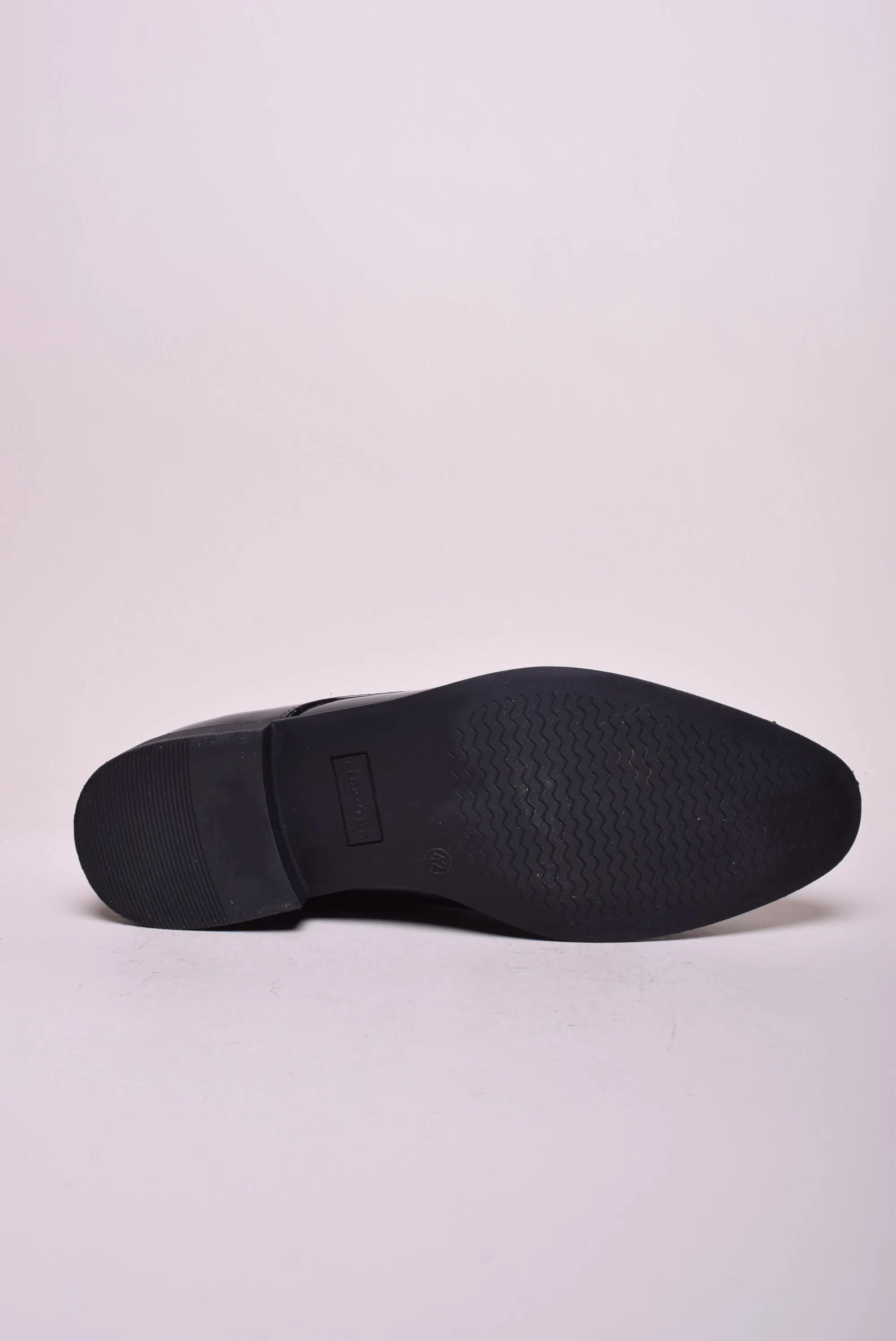 Pantofi barbati lacuiti [1]