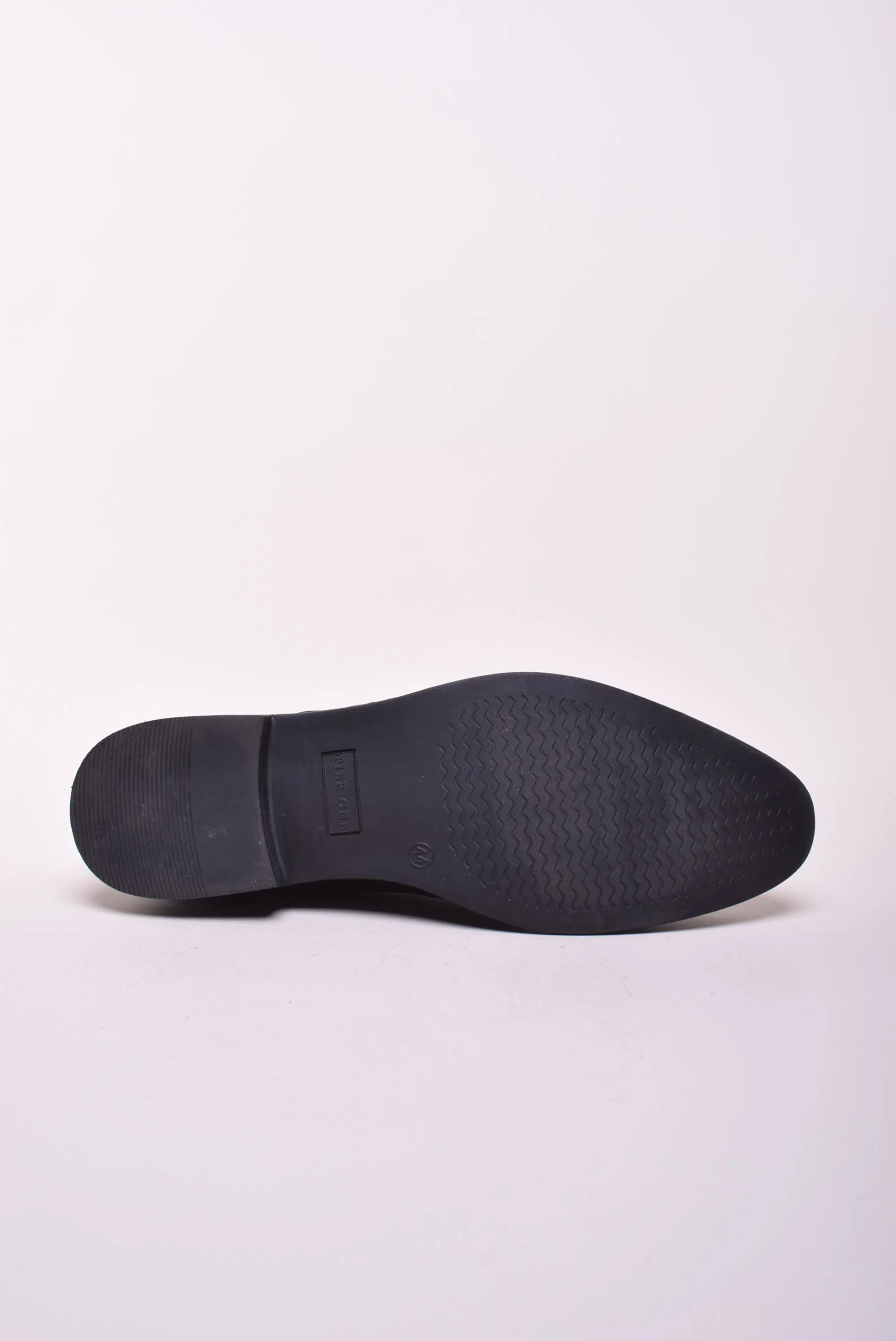 Pantofi barbati lacuiti [1]