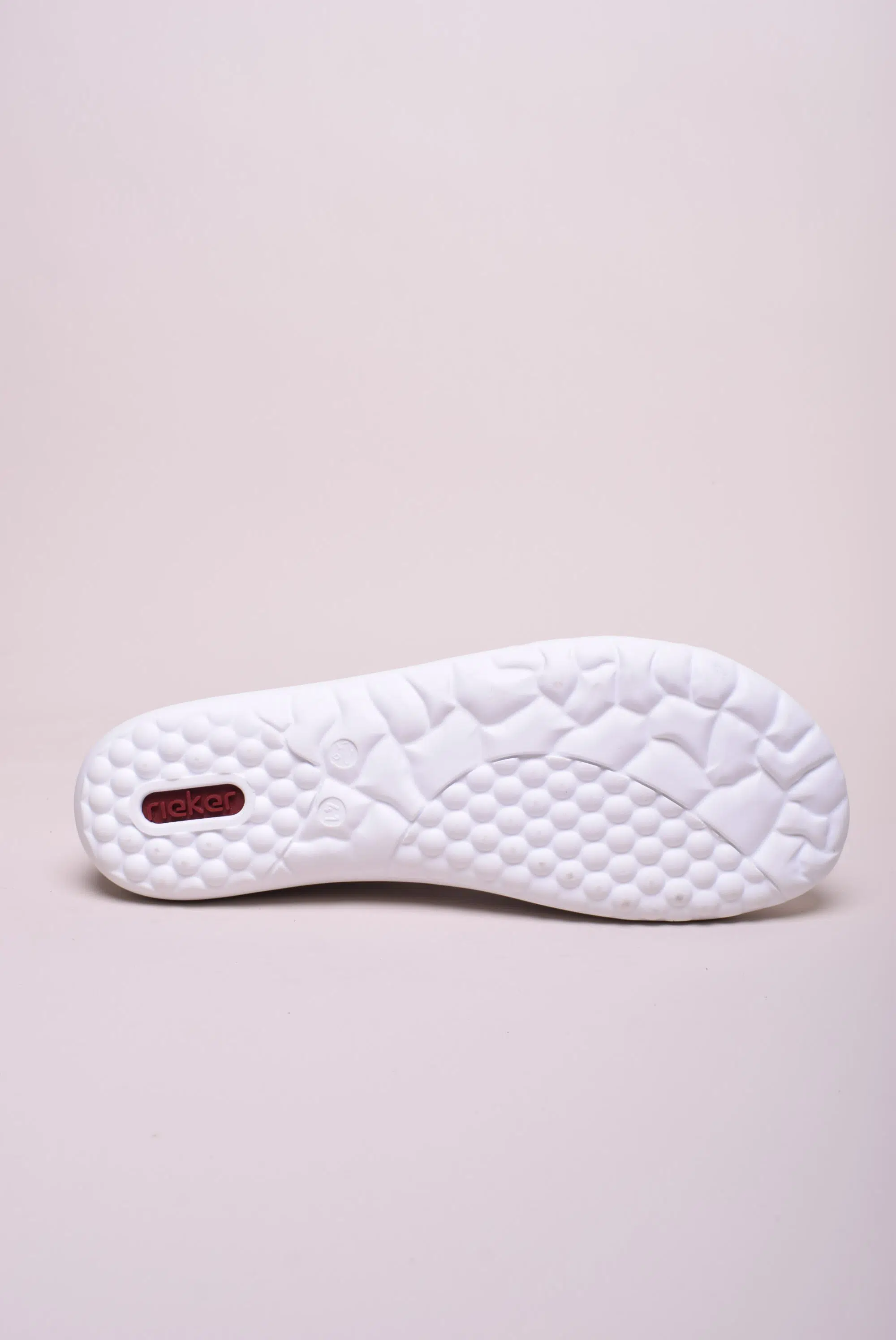 Pantofi casual dama perforati [1]