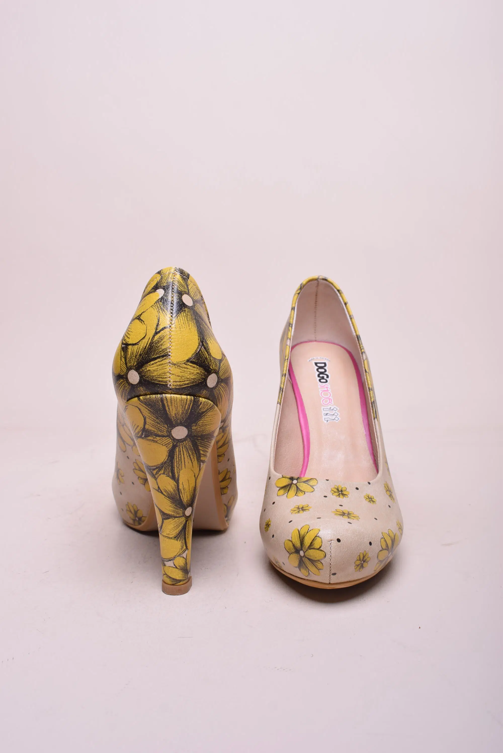 Pantofi dama cu floricele [2]