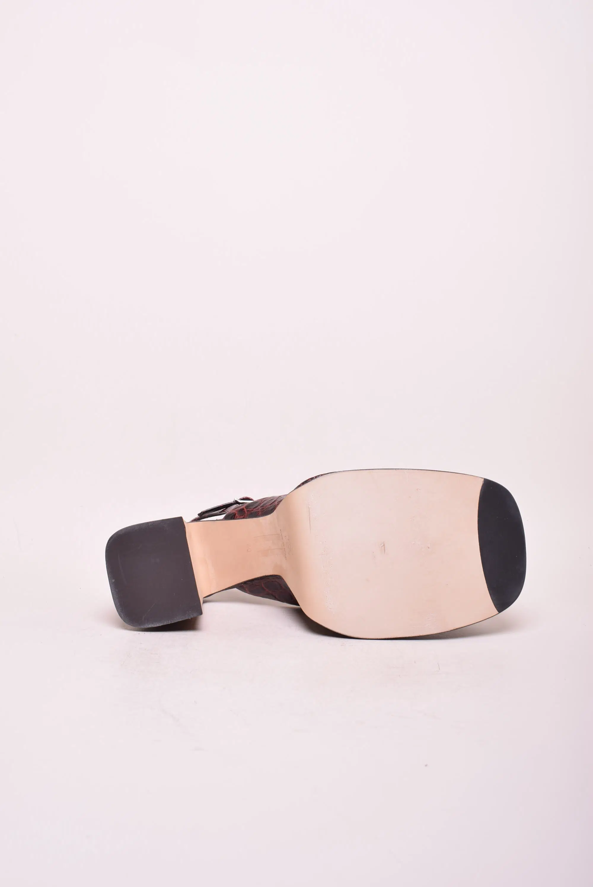 Pantofi dama cu platforma, decupati in spate [1]