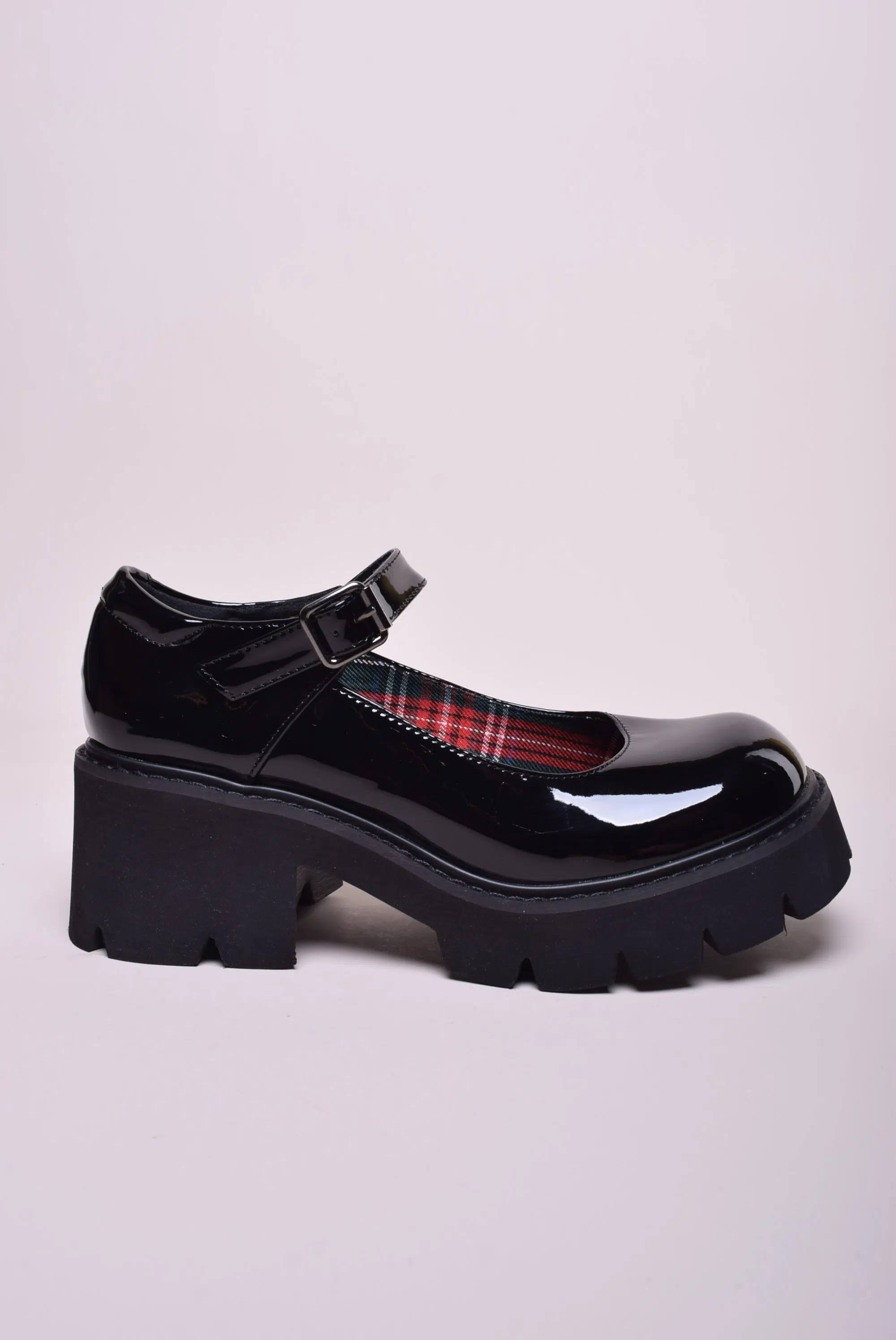 Pantofi damă - Pantofi dama cu platforma, lacuiti