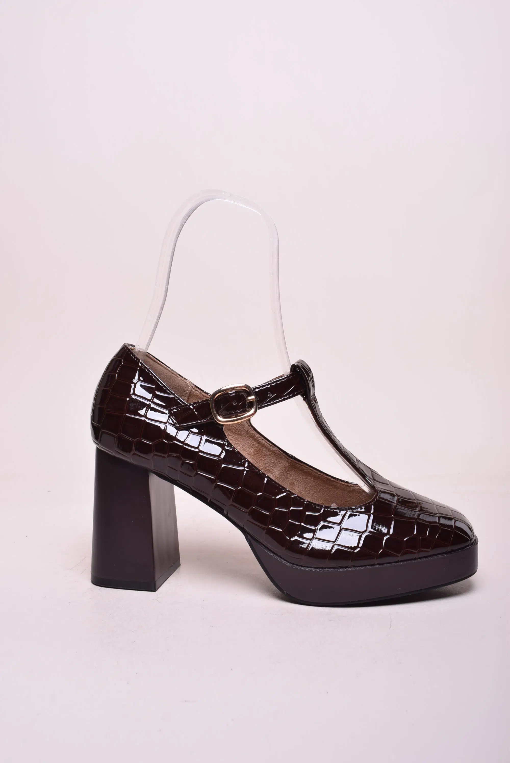 Pantofi dama cu platforma, lacuiti