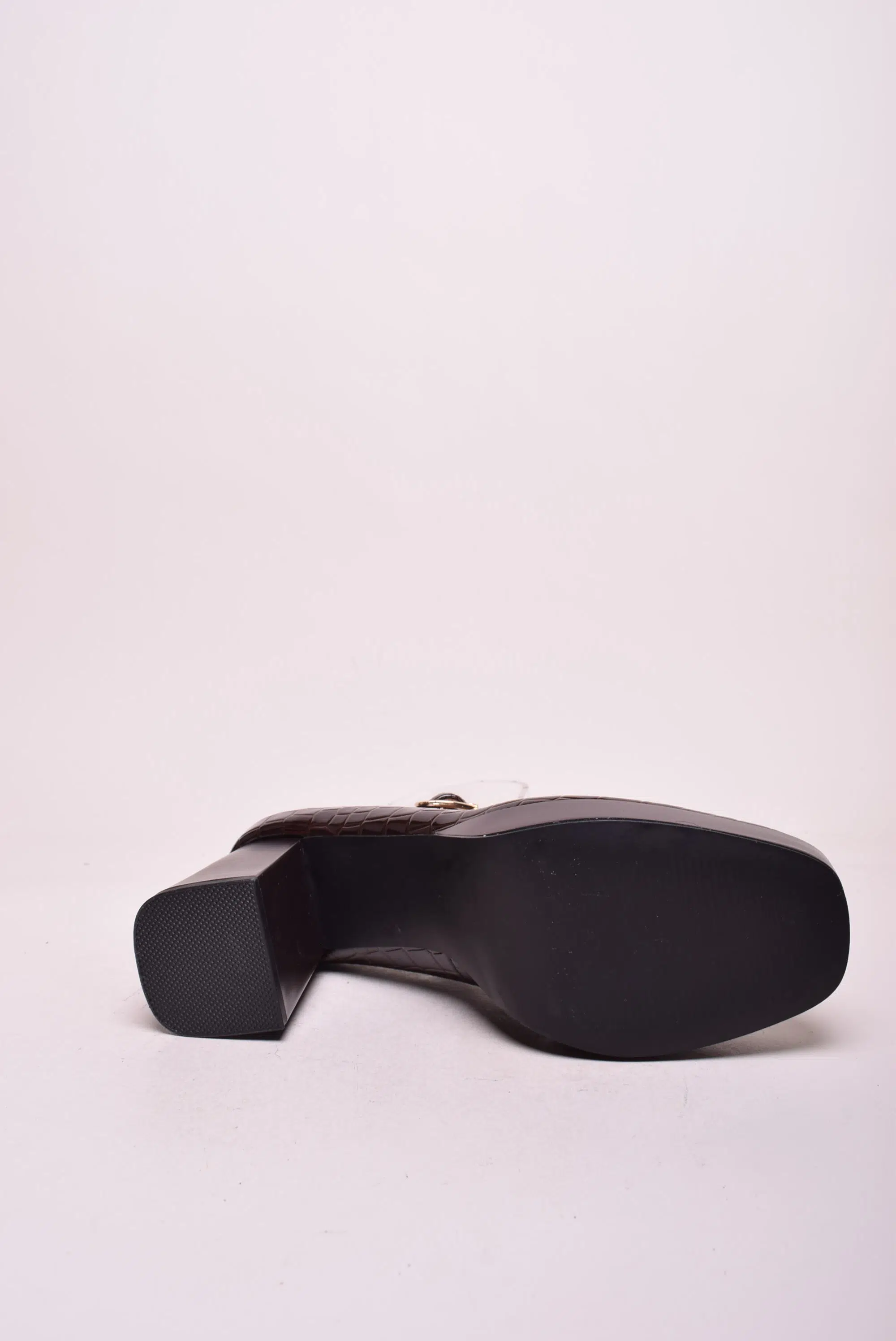 Pantofi dama cu platforma, lacuiti [1]