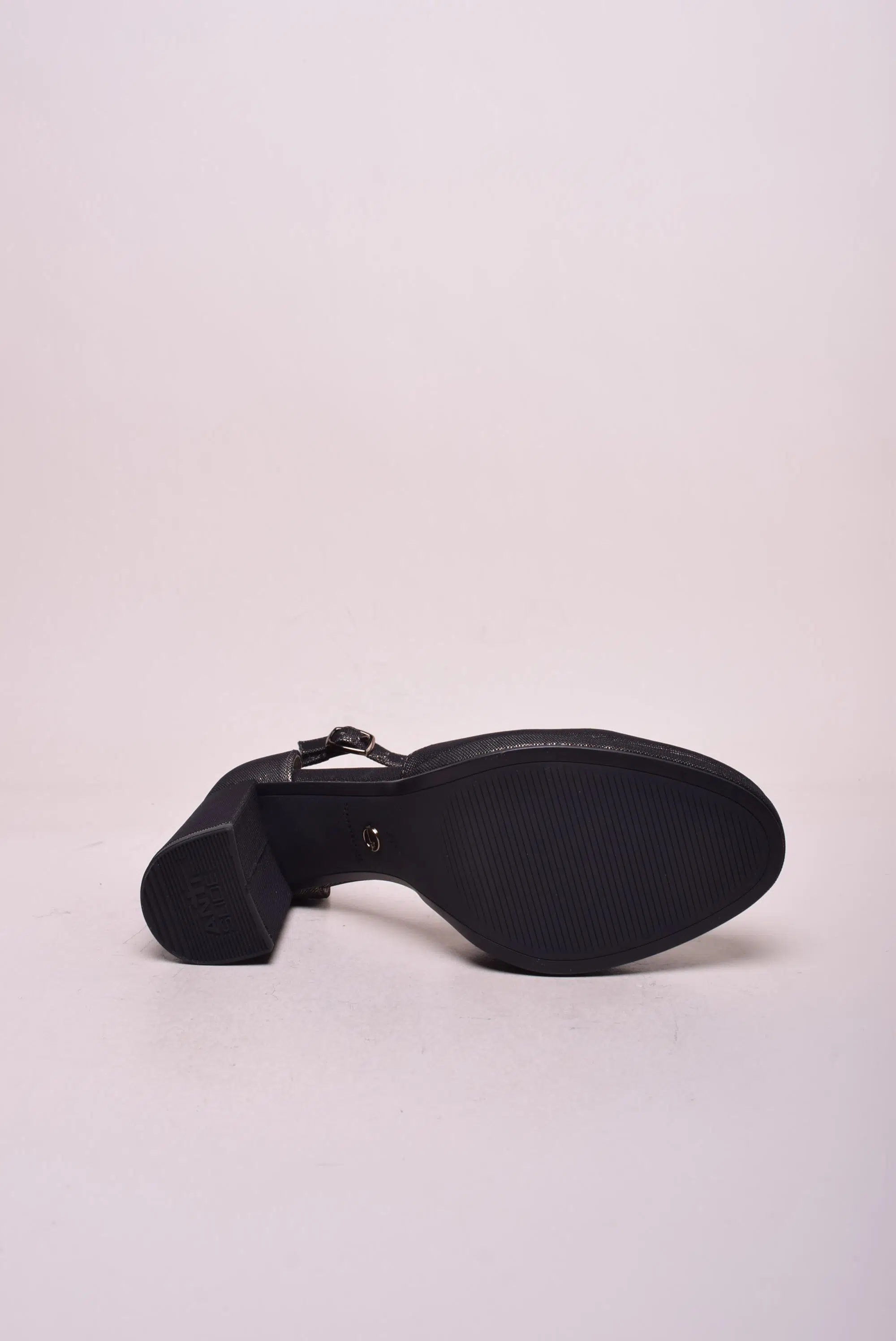 Pantofi dama decupati [1]