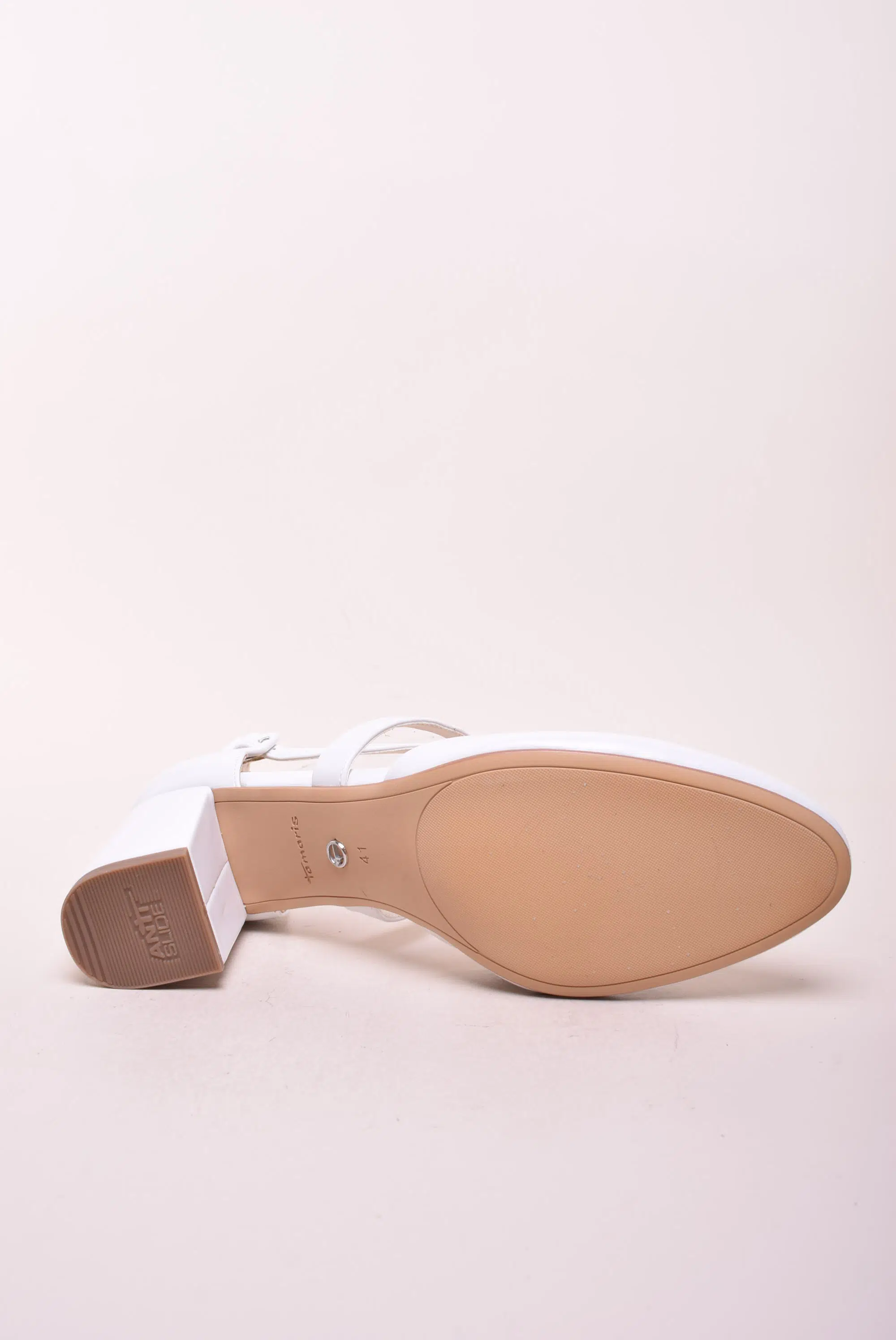 Pantofi dama decupati [1]