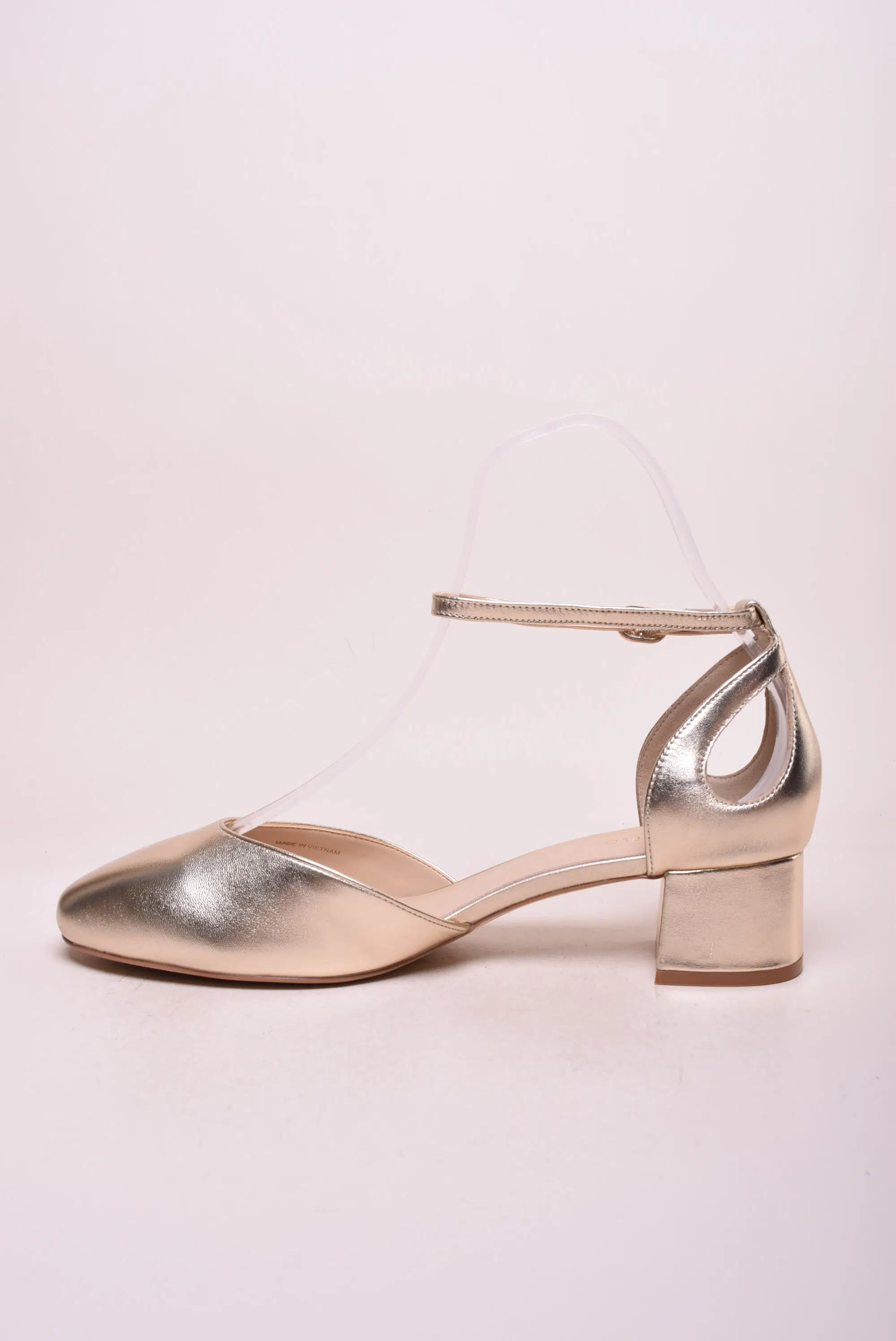 Pantofi dama decupati [3]