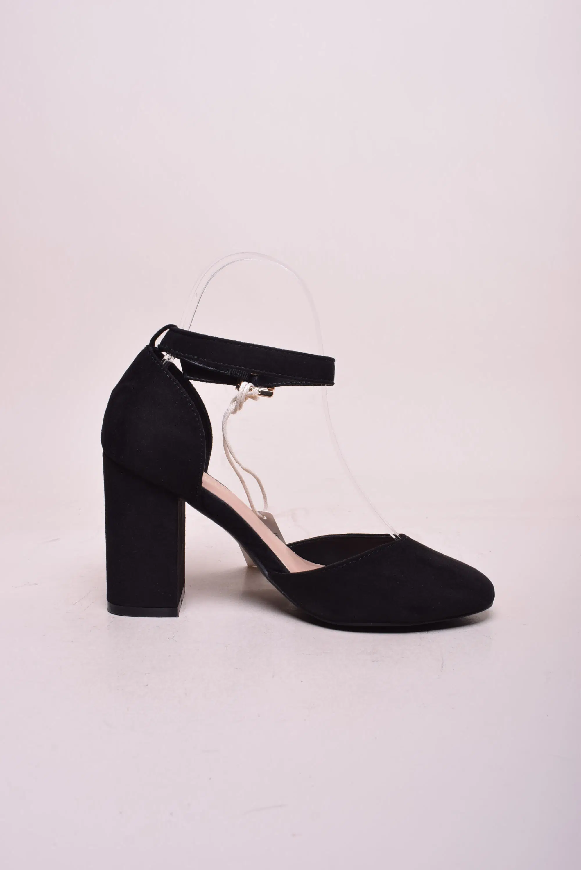 Pantofi dama decupati [3]