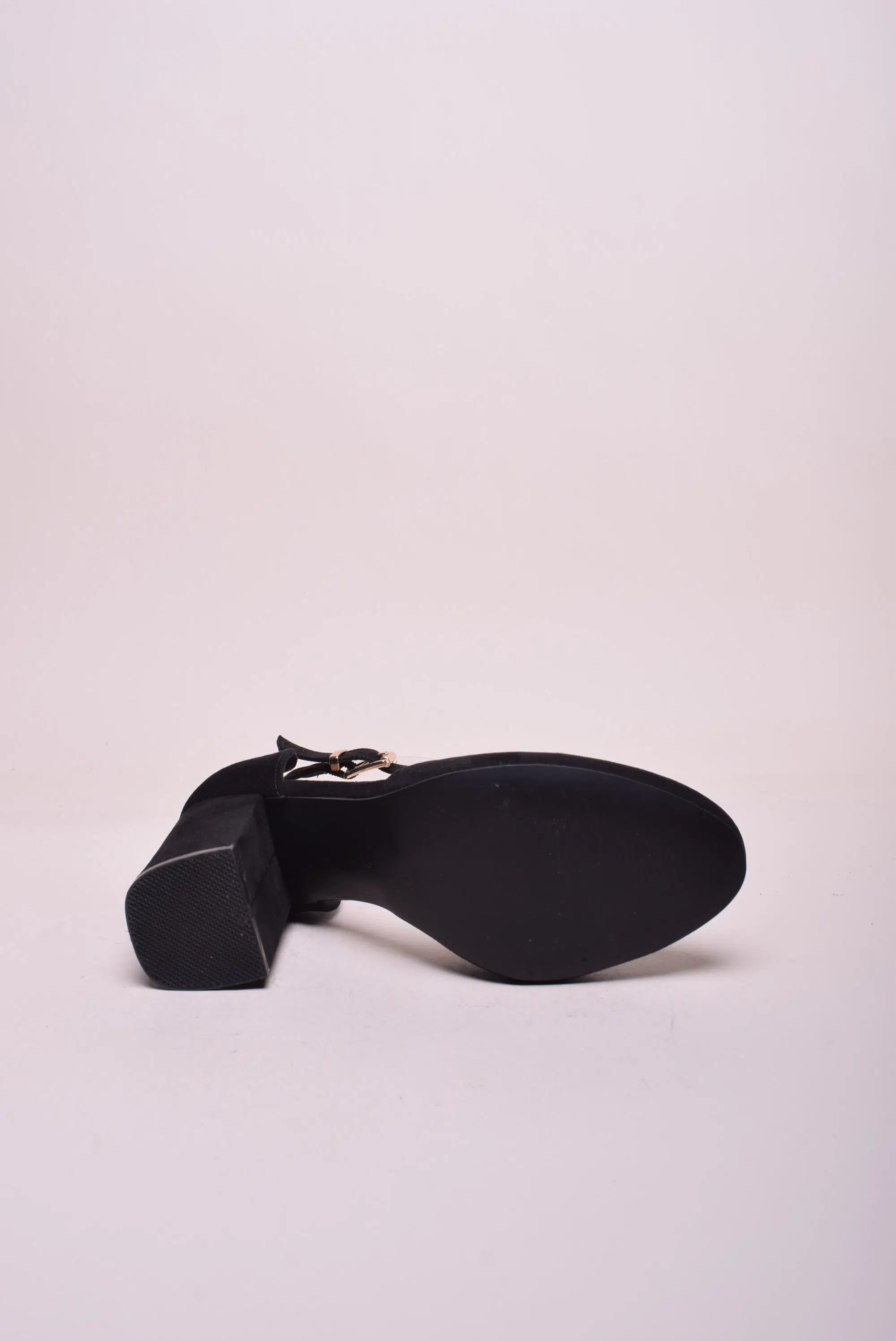 Pantofi dama decupati [1]