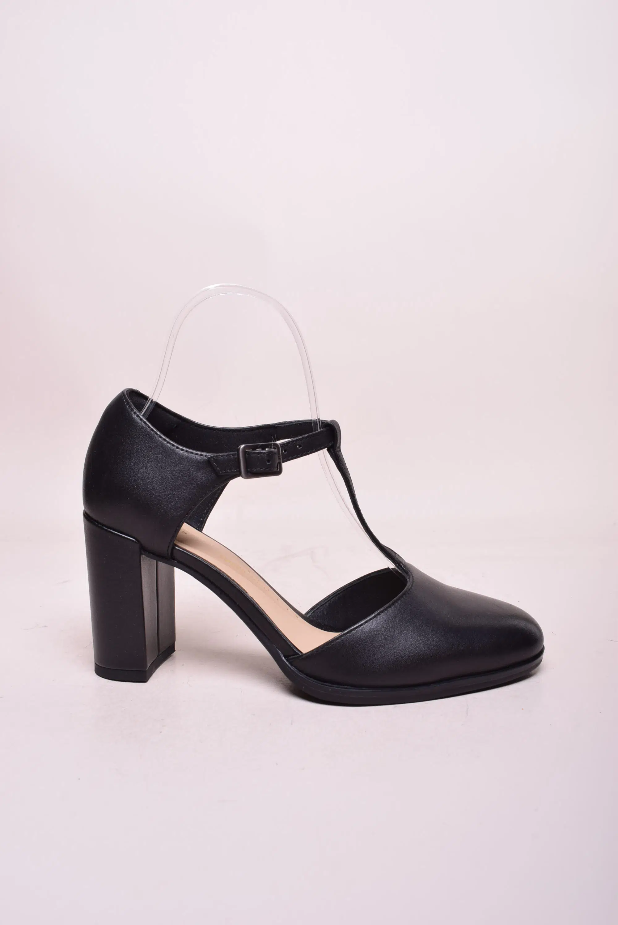 OUTLET - Pantofi dama Freva85, decupati