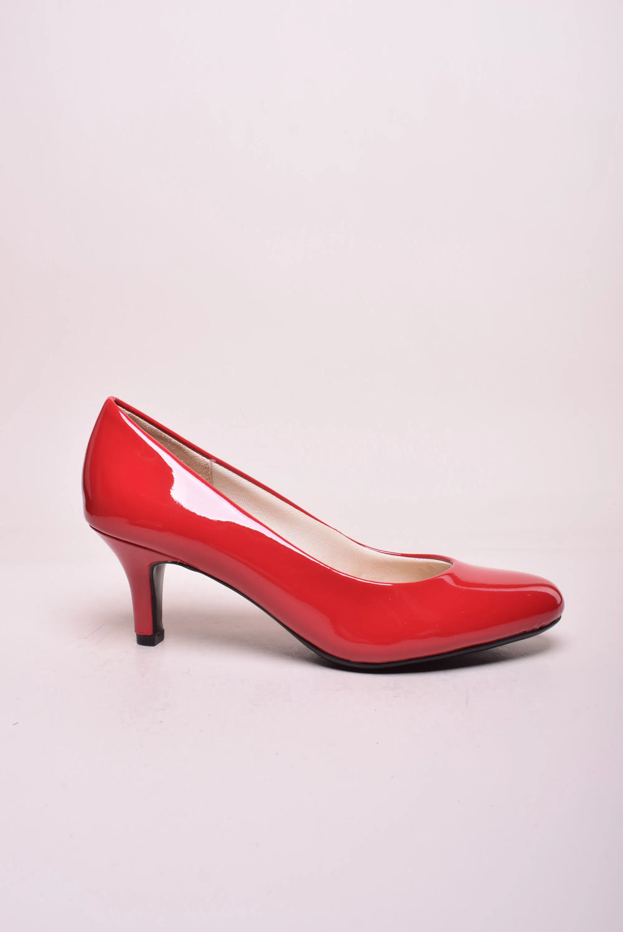 Încălțăminte damă - Pantofi dama lacuiti