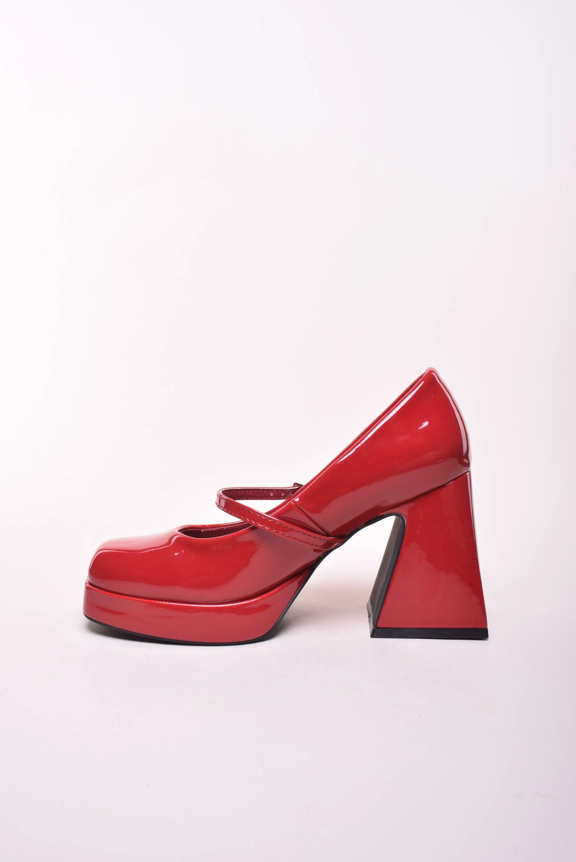 Pantofi dama lacuiti, cu platforma [3]