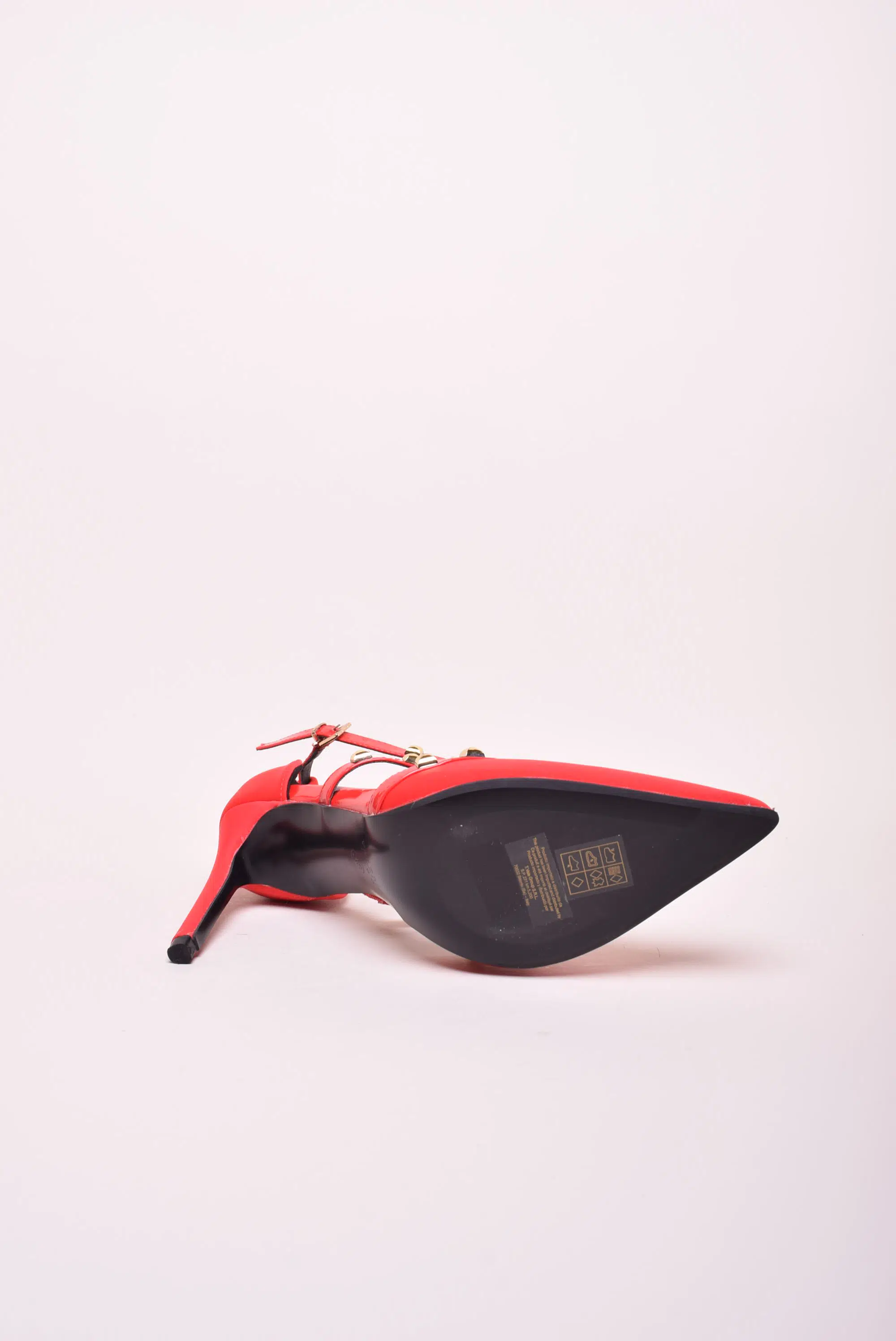 Pantofi dama stiletto decupati [1]