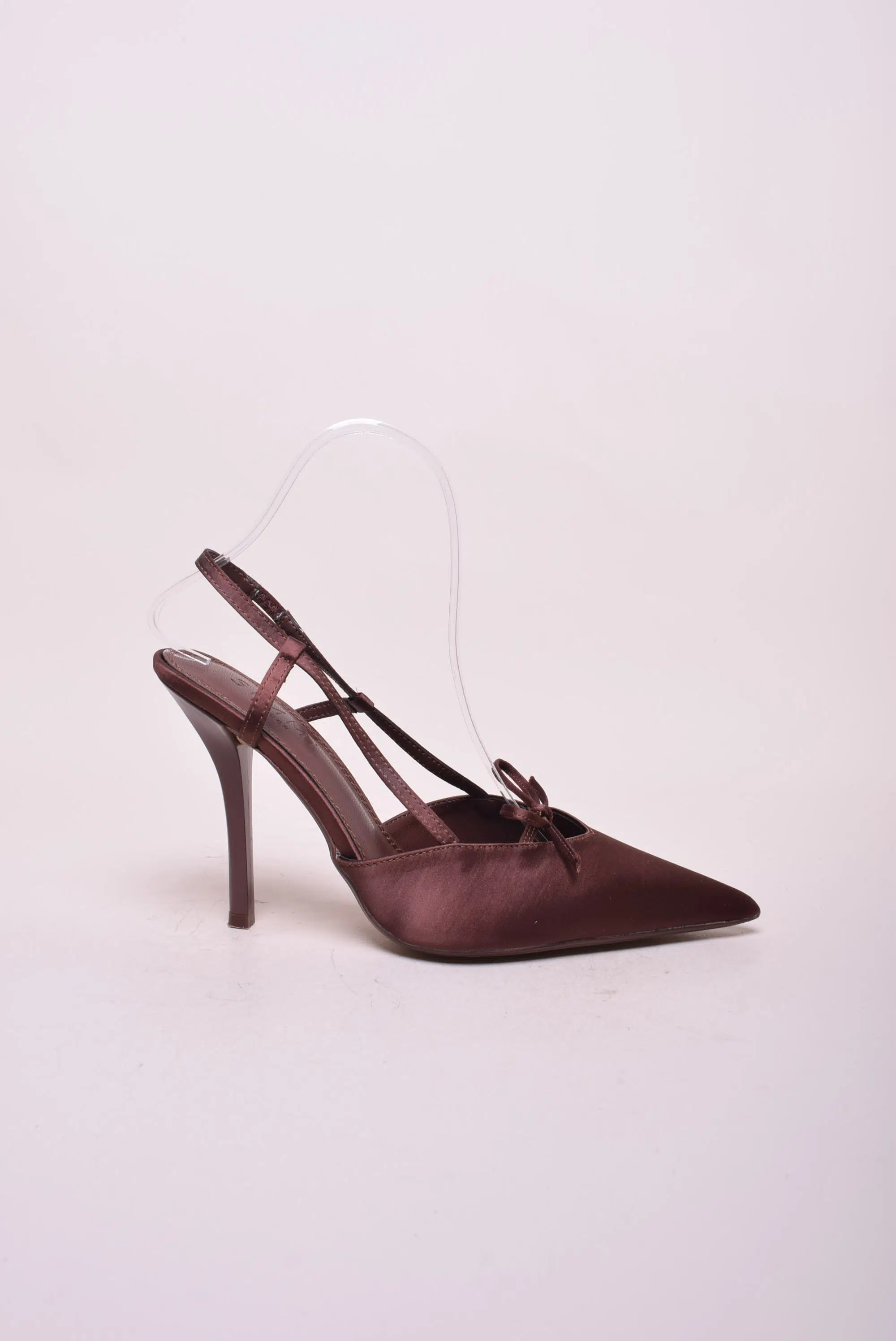 Pantofi dama stiletto decupati in spate [0]