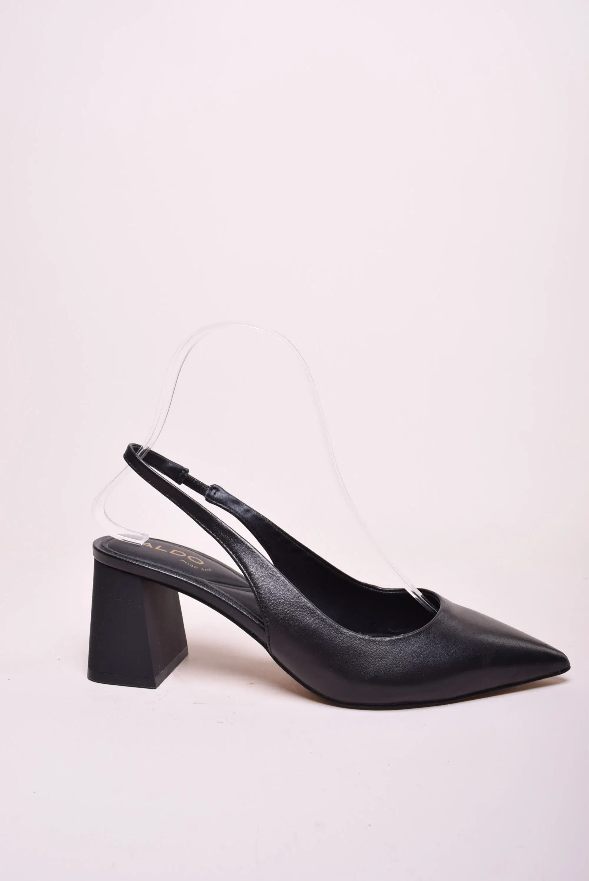 Pantofi dama stiletto decupati in spate