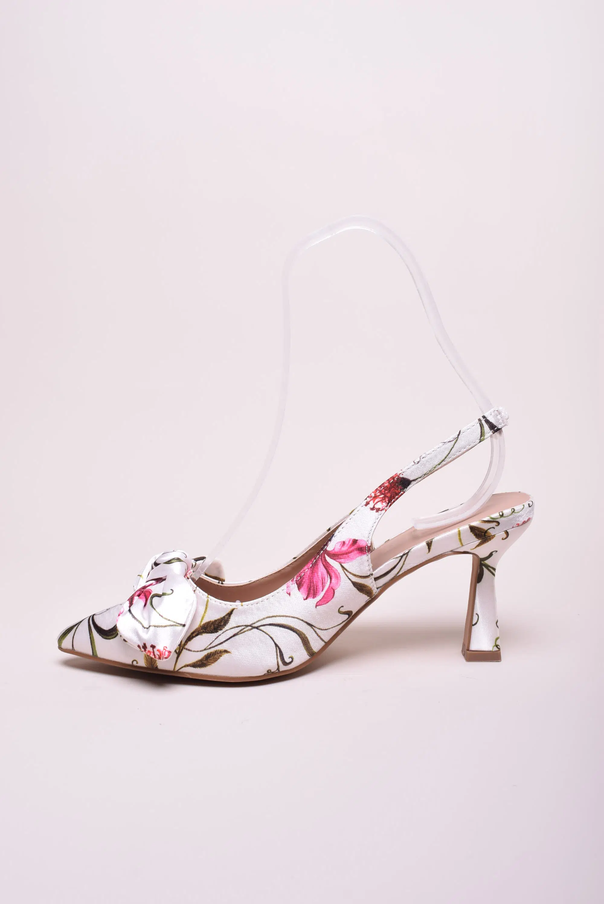 Pantofi dama stiletto decupati in spate [3]