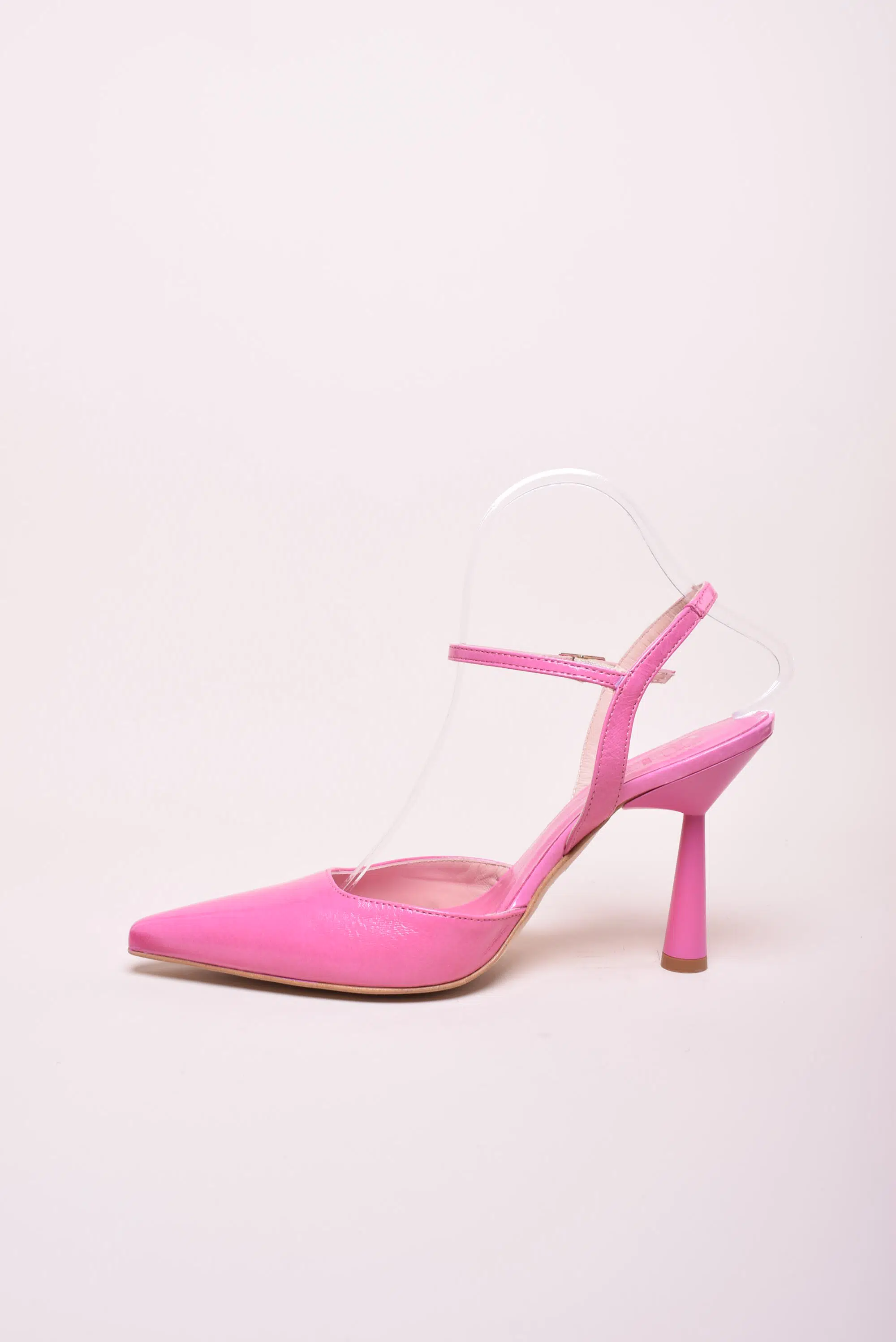 Pantofi dama stiletto decupati in spate [3]