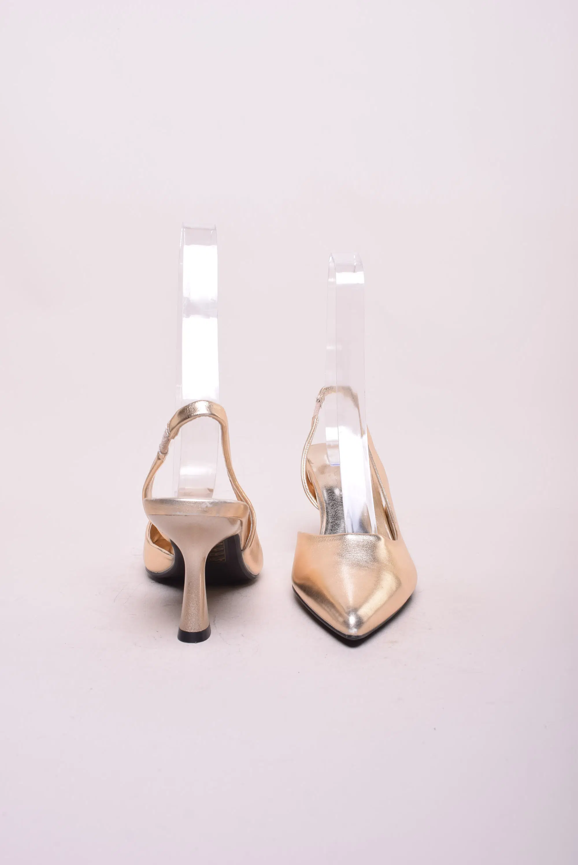 Pantofi dama stiletto decupati in spate [2]