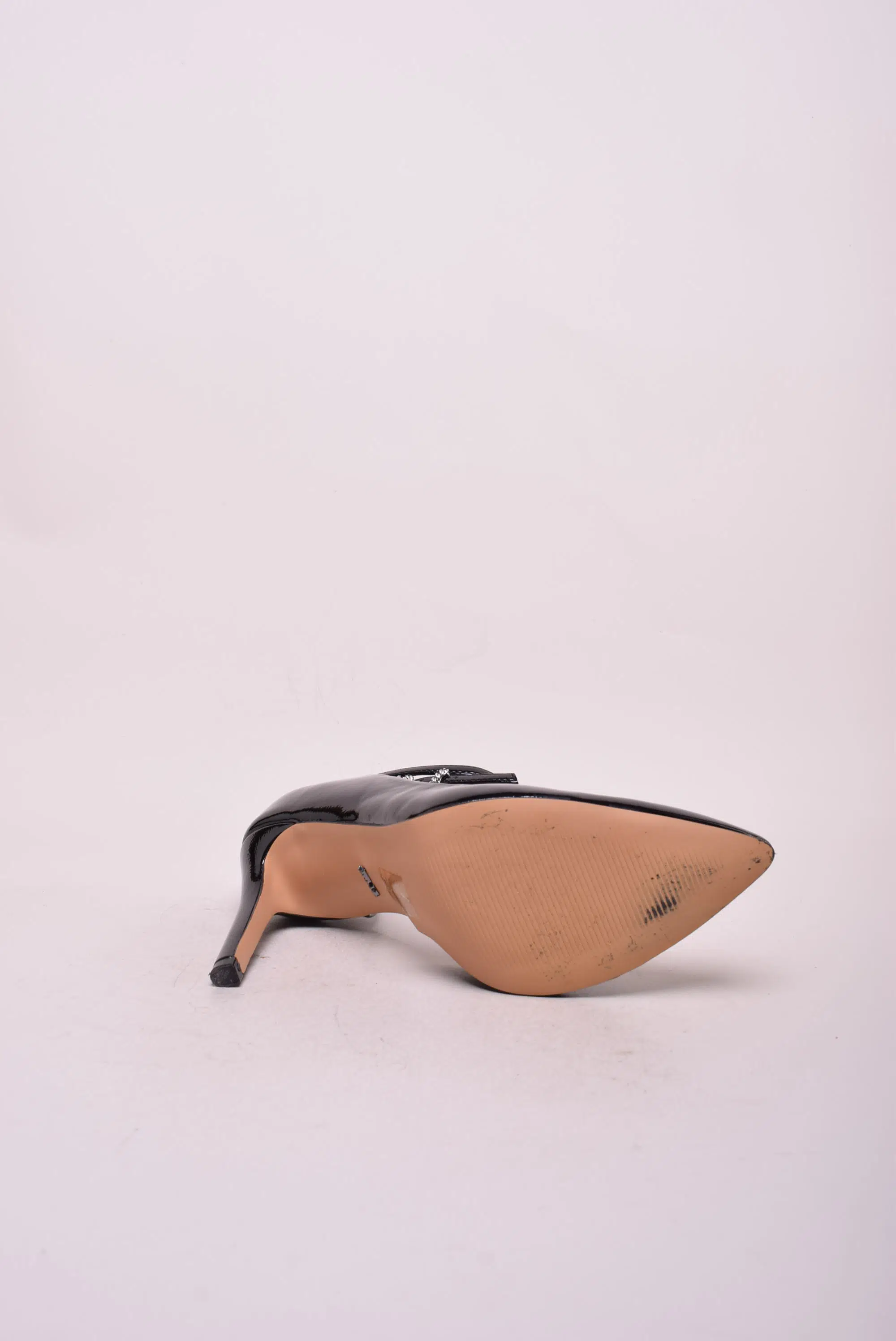 Pantofi dama stiletto lacuiti, decupati [1]