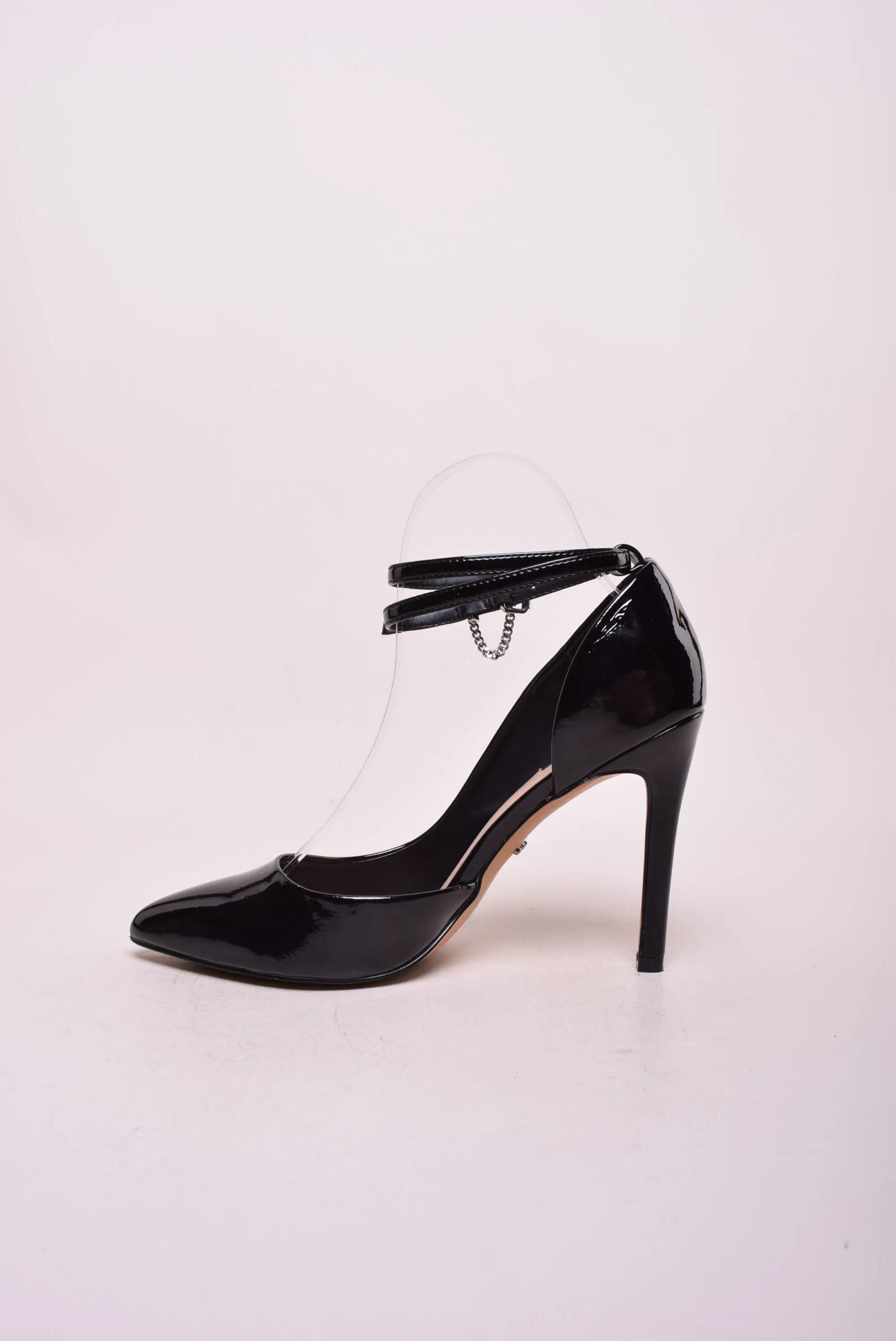 Pantofi dama stiletto lacuiti, decupati [3]