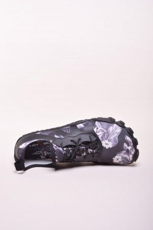 Pantofi de plaja si apa de calitate superioara [3]