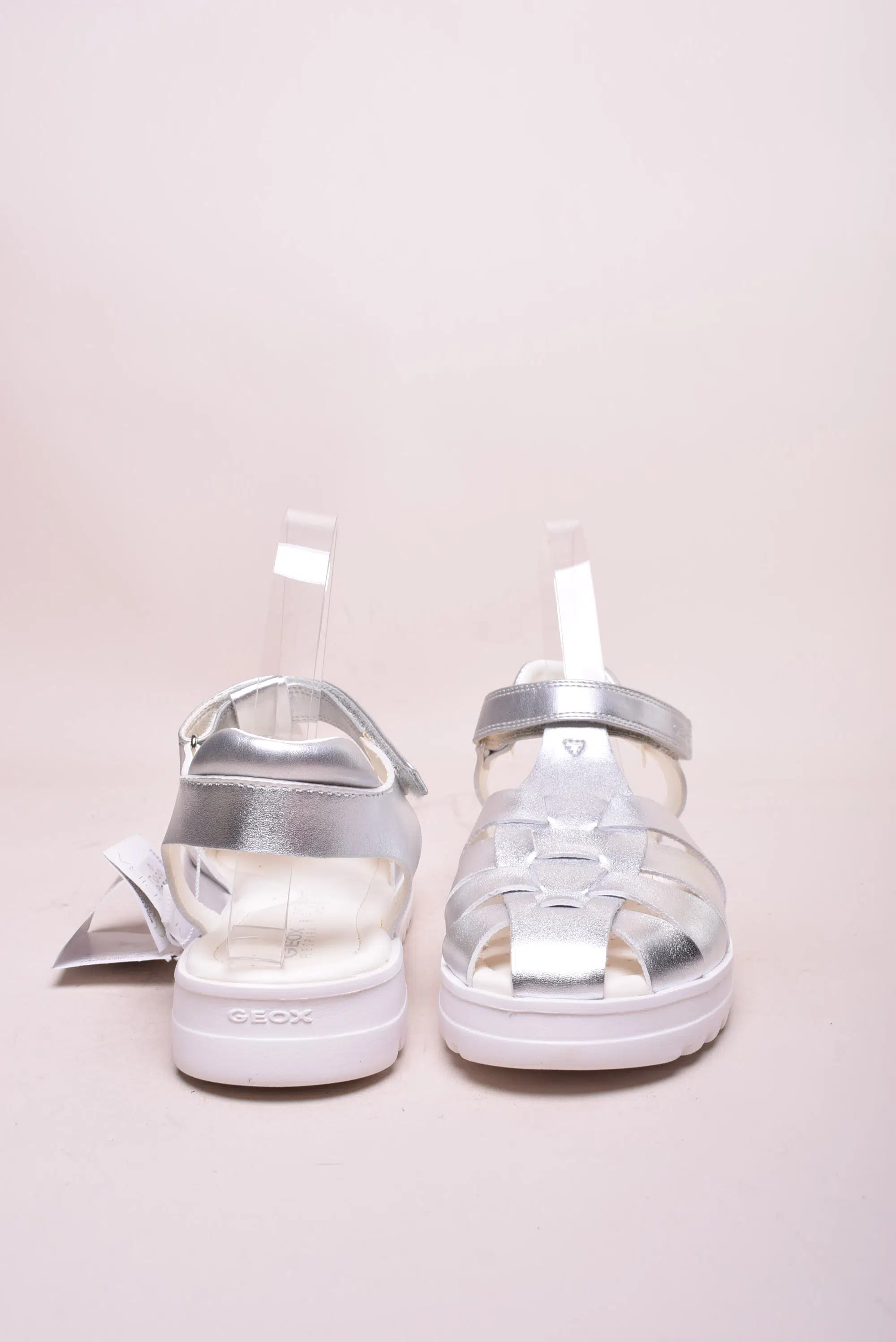 Pantofi fete decupati de vara [2]