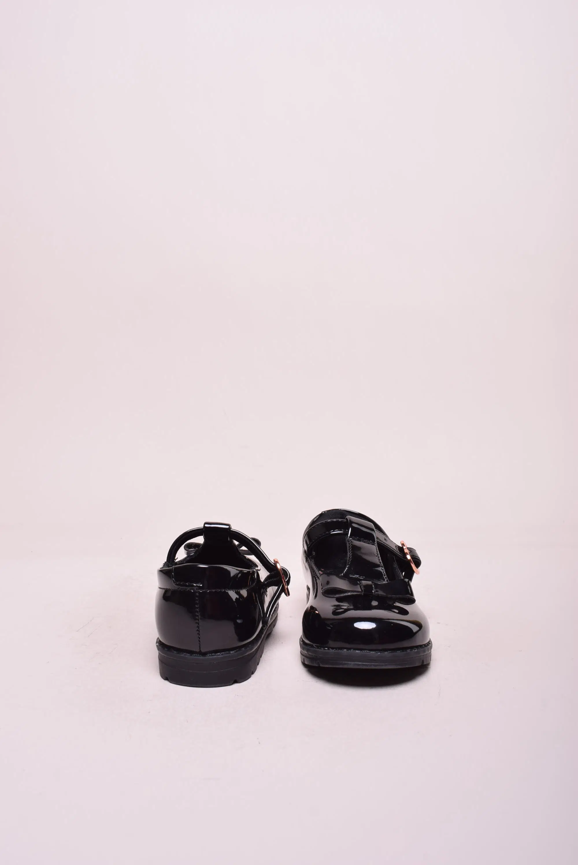 Pantofi fete lacuiti [2]