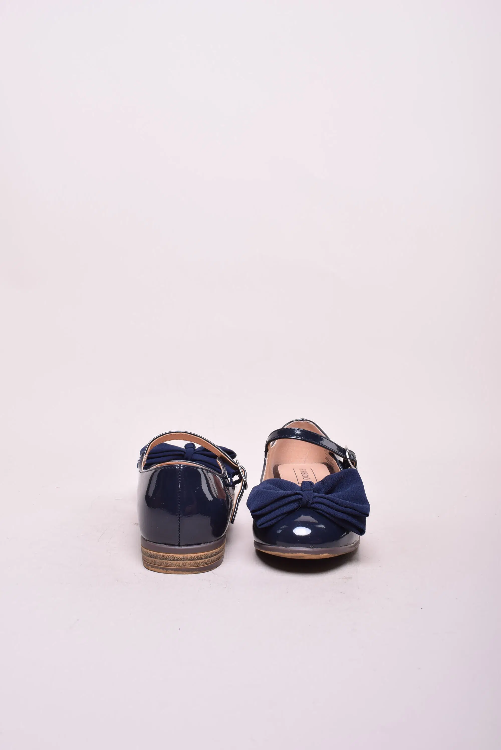 Pantofi fete lacuiti, cu fundita [2]