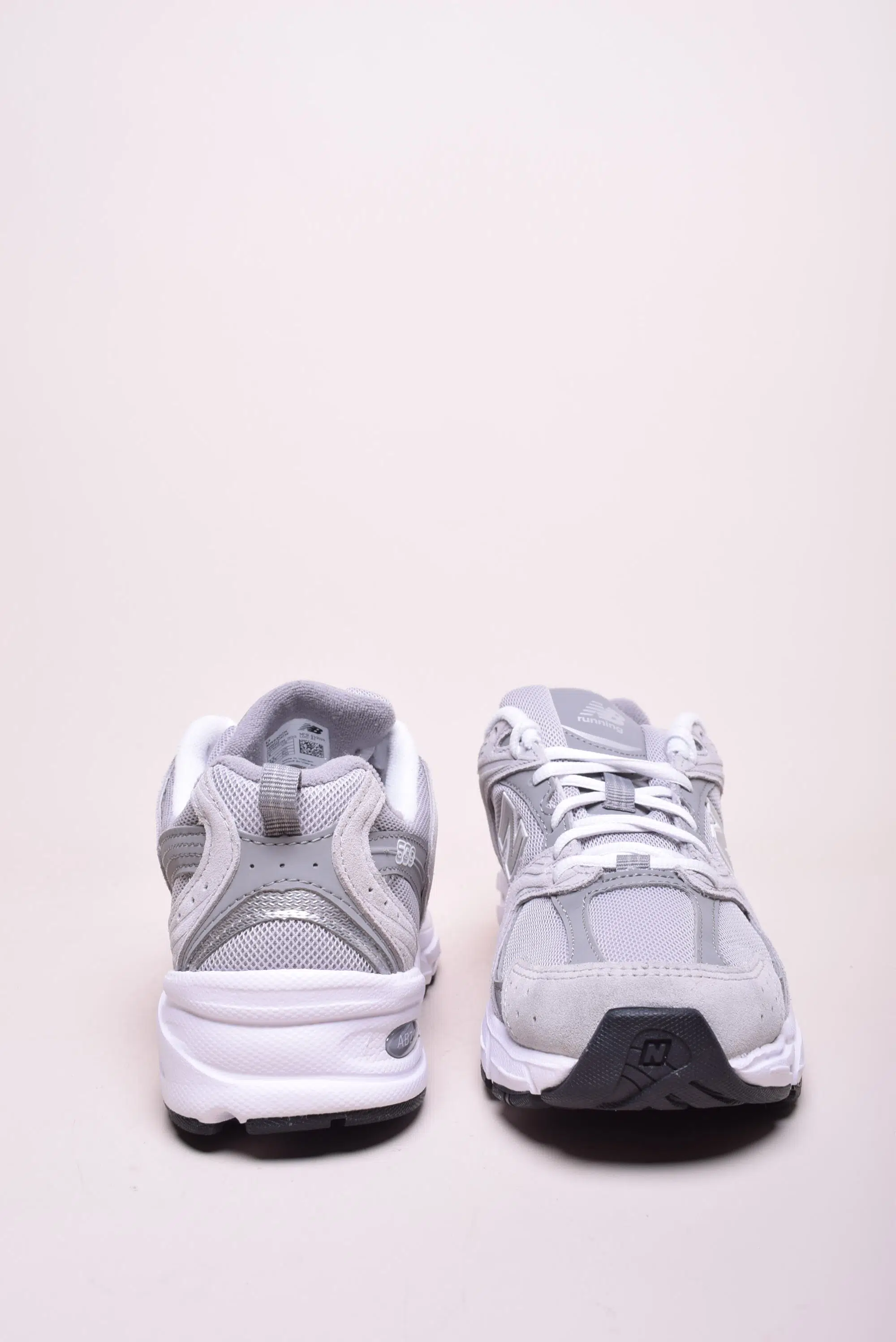 Pantofi sport unisex 530 [2]