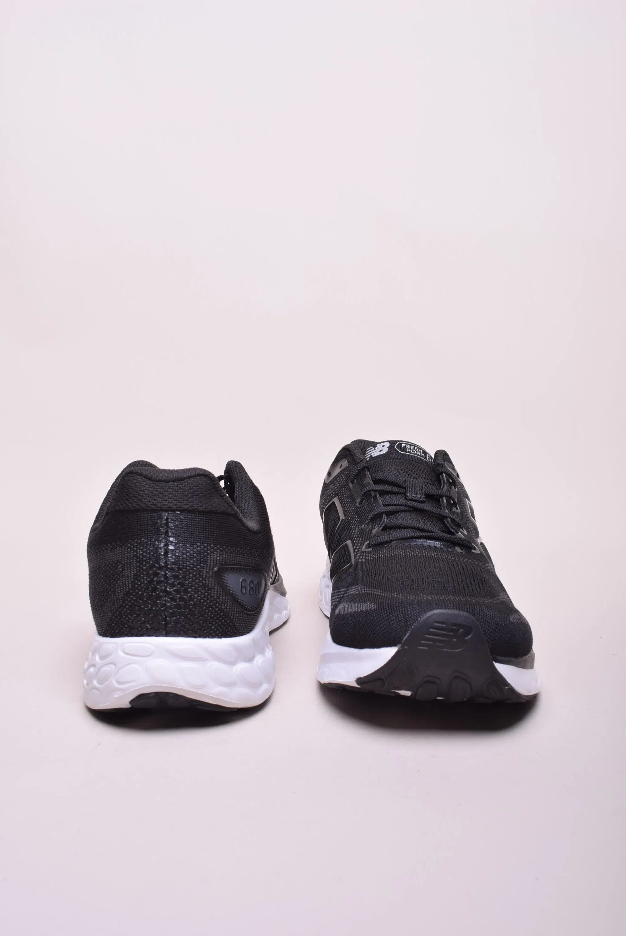 Pantofi sport barbati 680 [2]