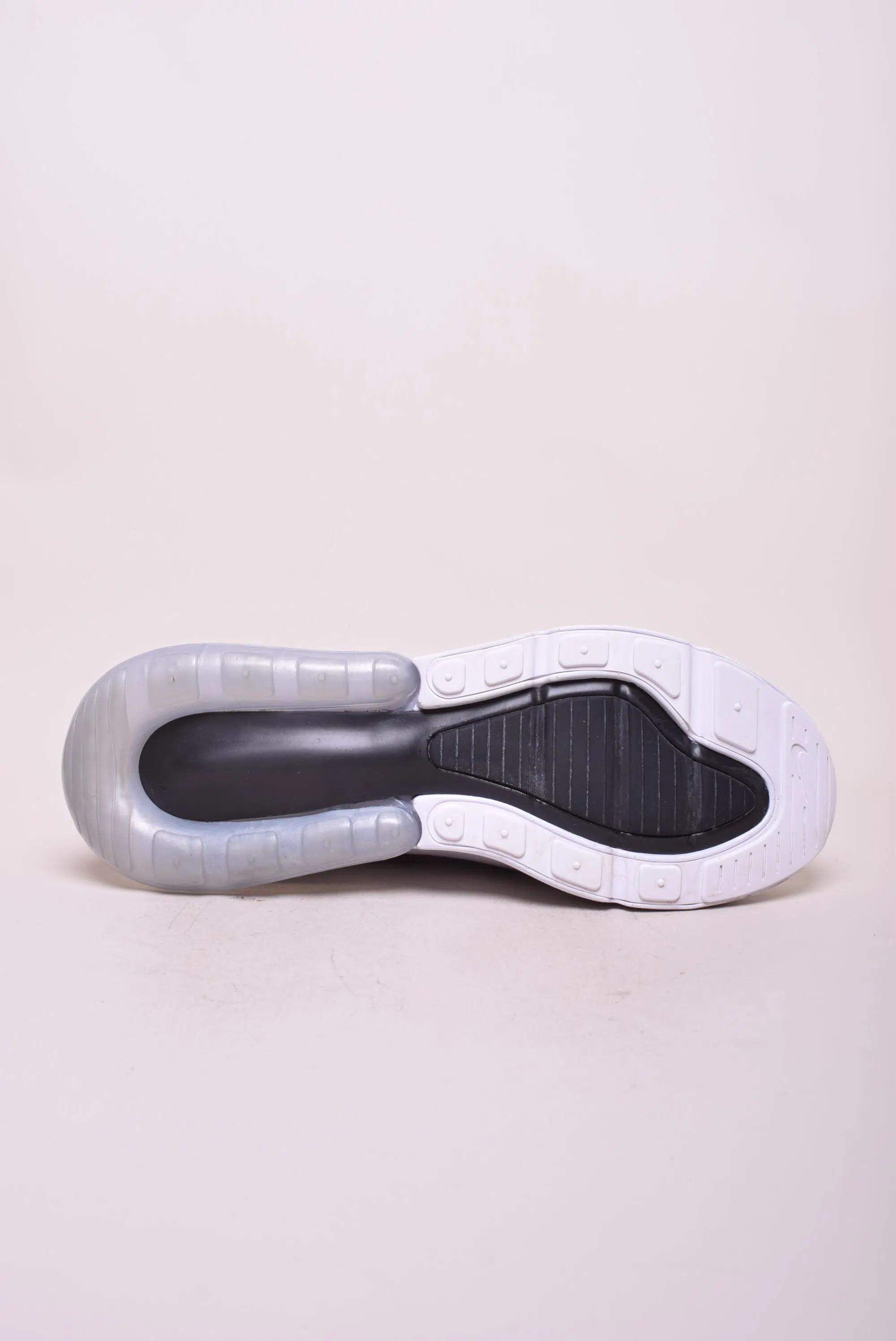 Pantofi sport barbati Air Max 270 [1]