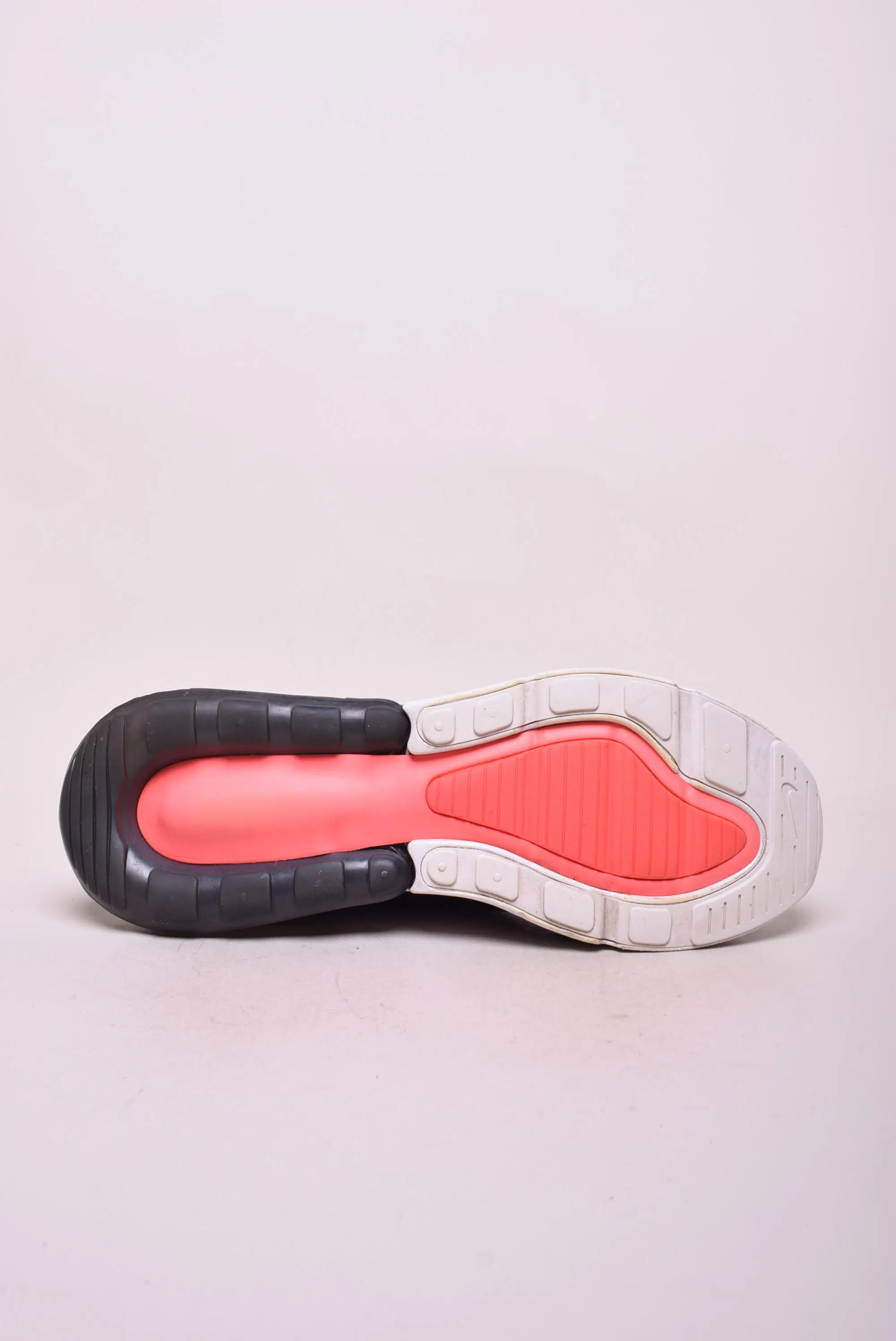 Pantofi sport barbati Air Max 270 [1]