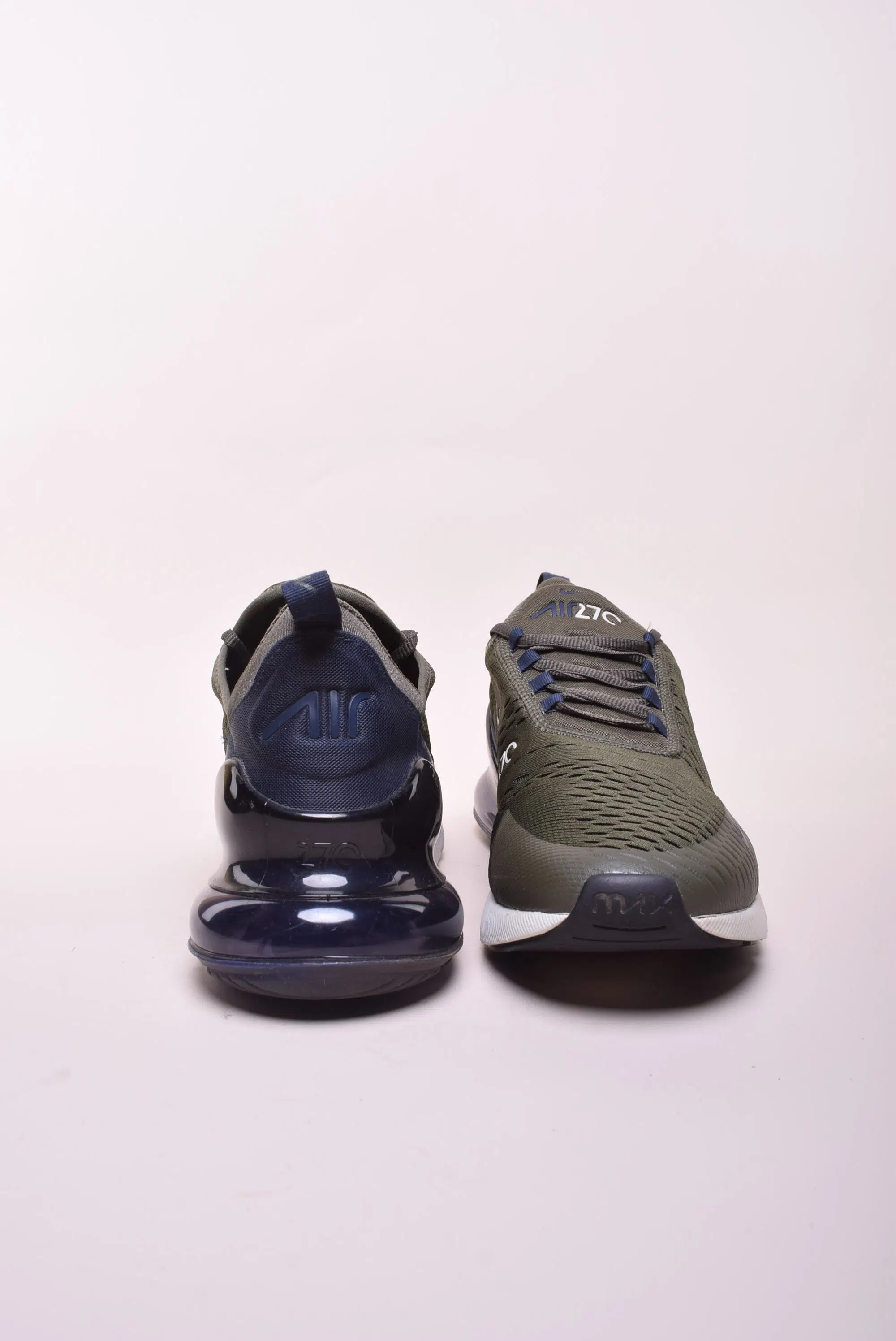 Pantofi sport barbati Air Max 270 [2]