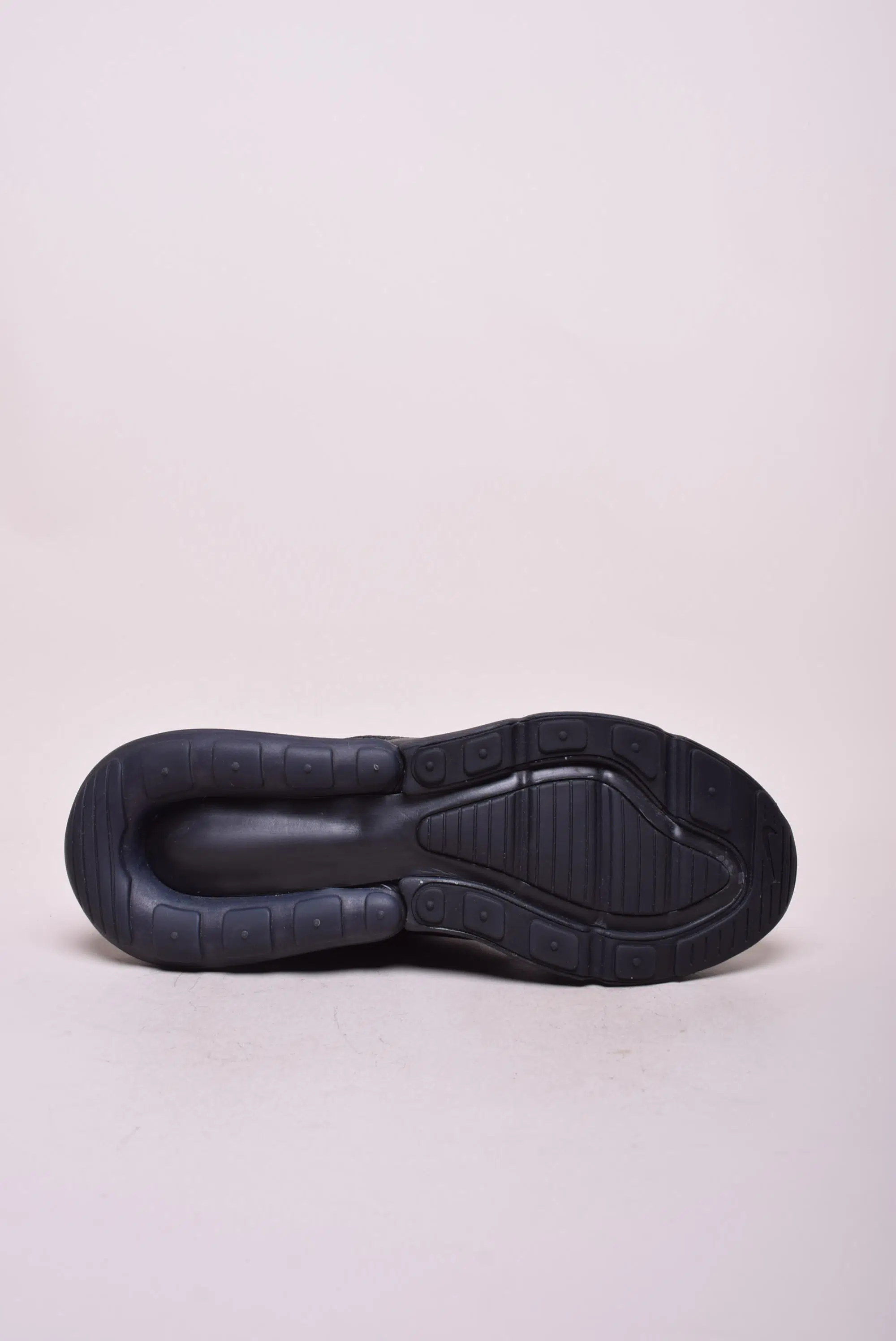 Pantofi sport barbati Air Max 270 [1]