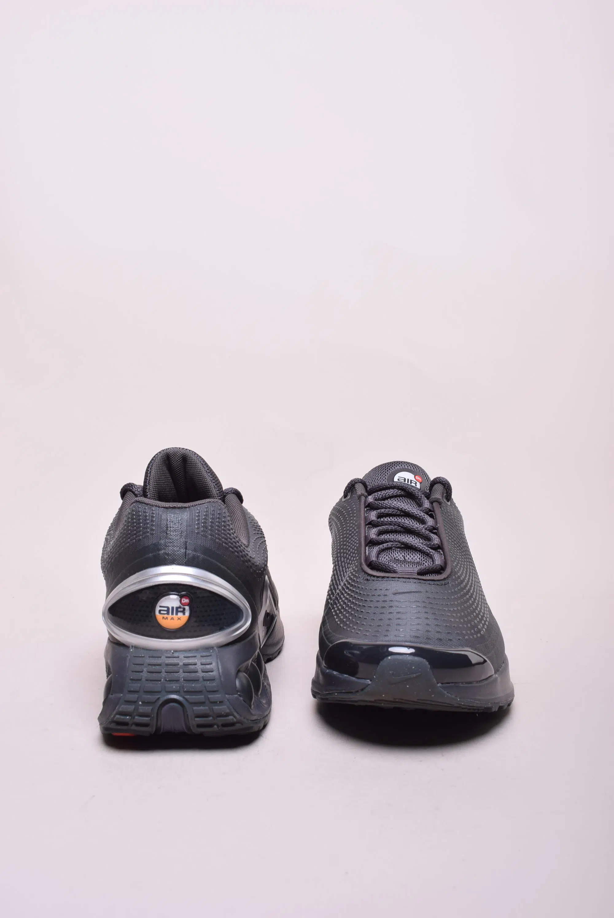 Pantofi sport barbati Air Max DN [2]