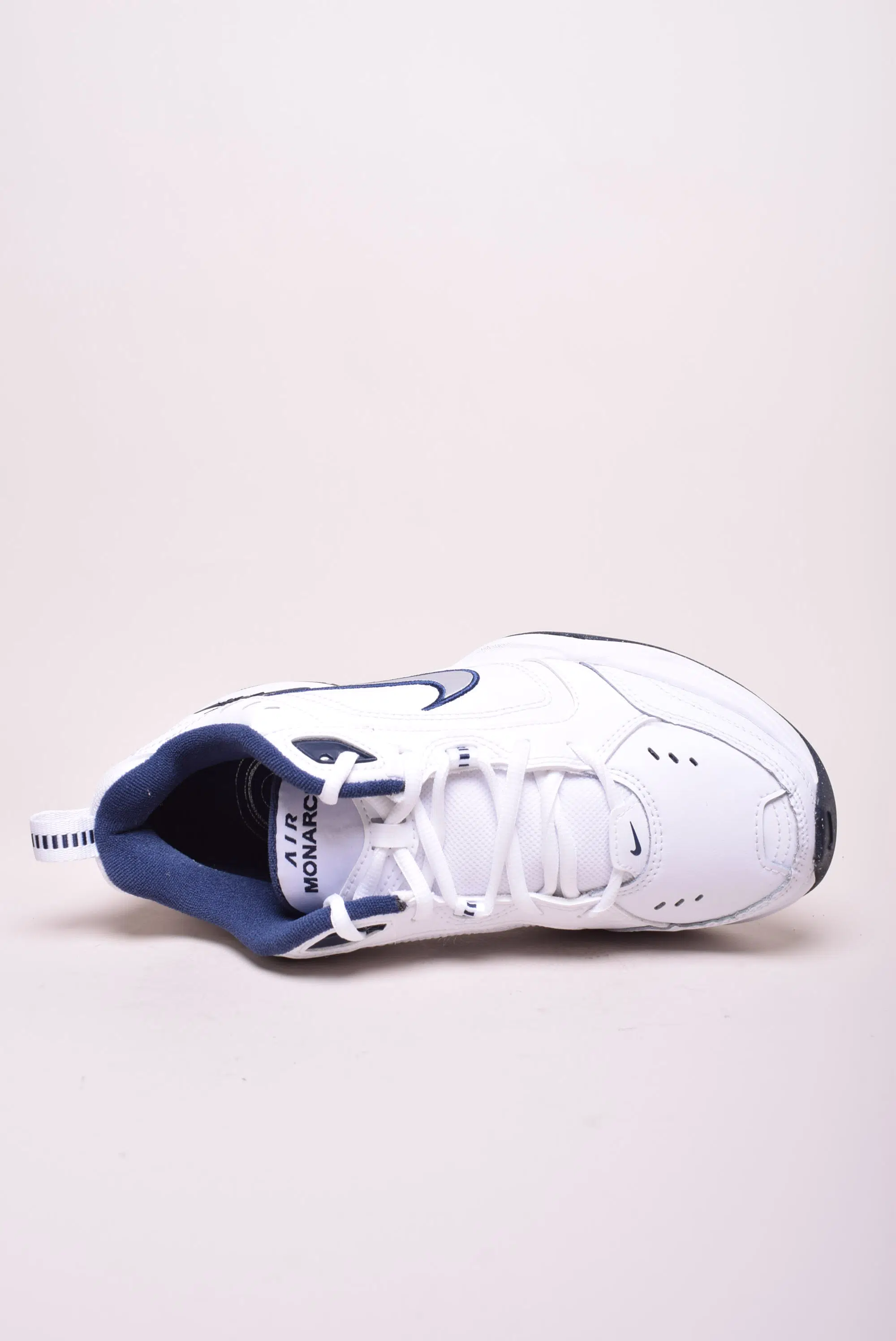 Pantofi sport barbati Air Monarch [1]