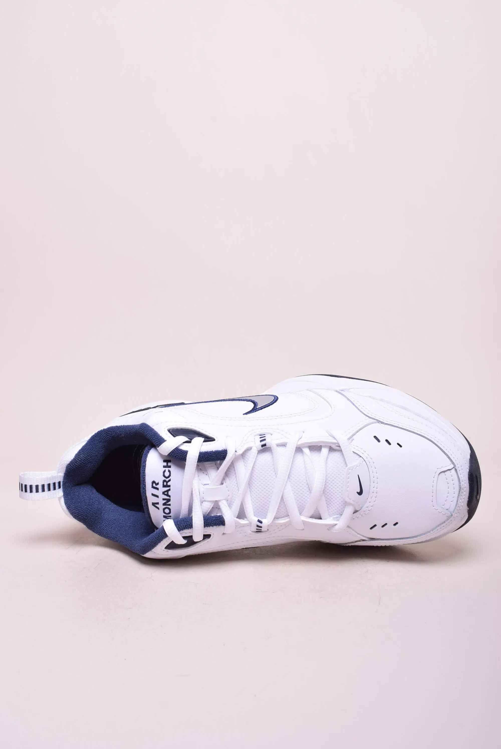 Pantofi sport barbati Air Monarch [3]