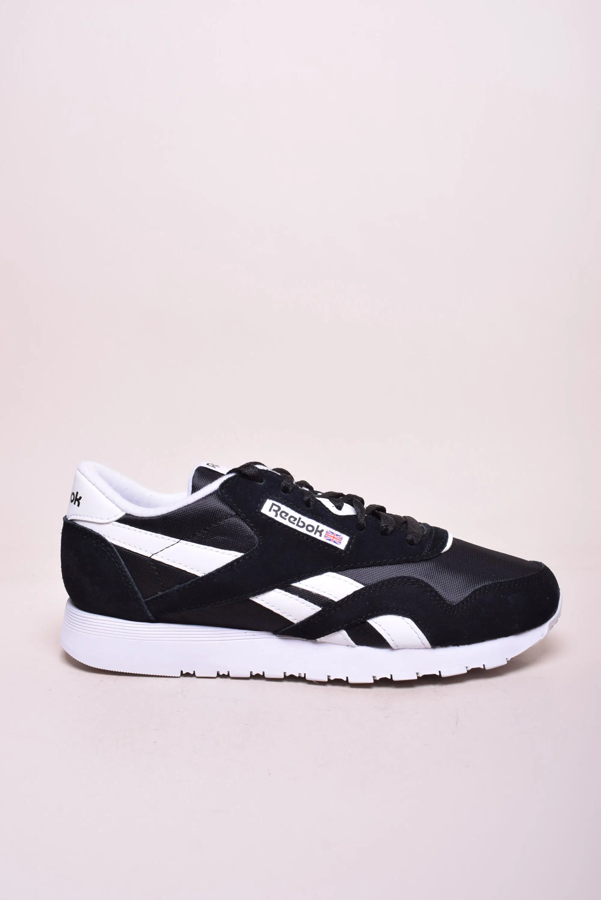 Pantofi sport barbati Classic Nylon [0]