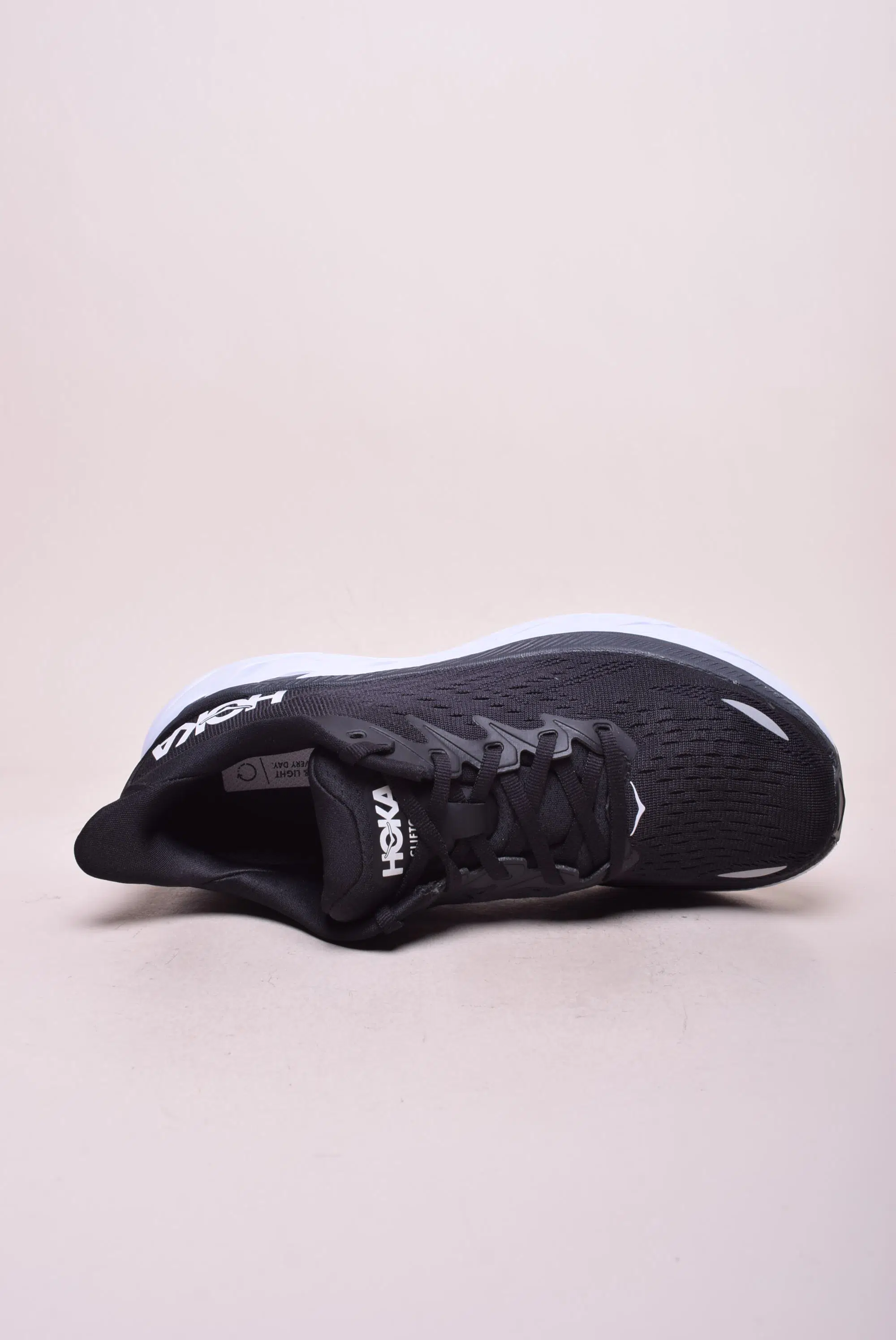 Pantofi sport barbati Clifton 8 [3]